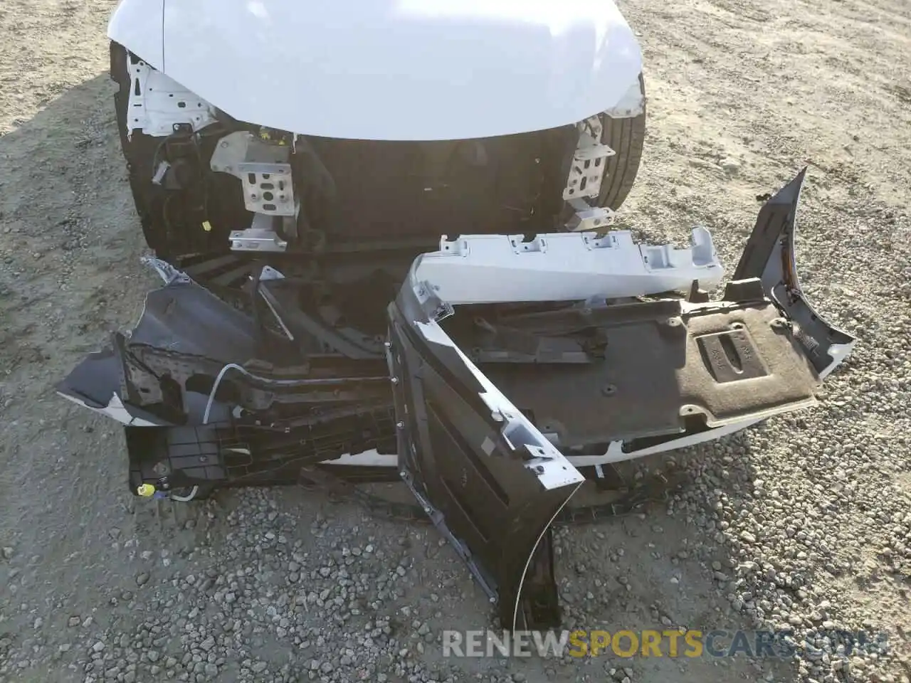 9 Photograph of a damaged car JTHKPAAY7MA104255 LEXUS LC500 2021