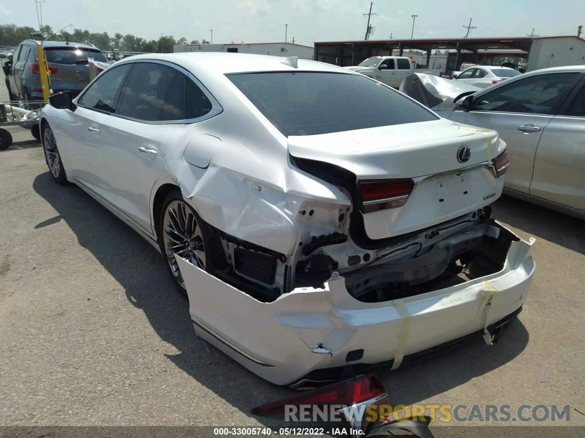 3 Photograph of a damaged car JTHB51FF0K5007563 LEXUS LS 2019