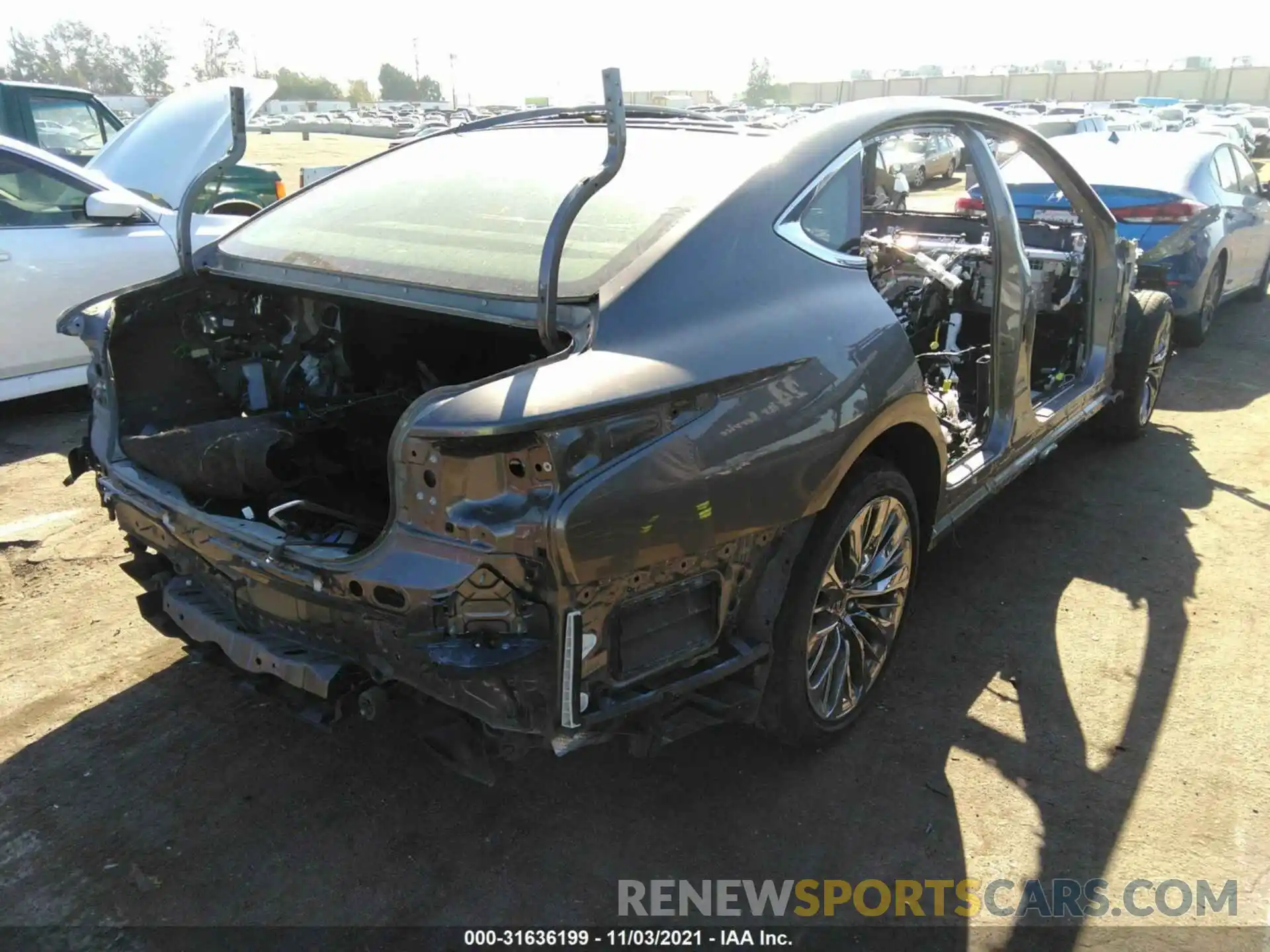 4 Photograph of a damaged car JTHB5LFF2K5009407 LEXUS LS 2019