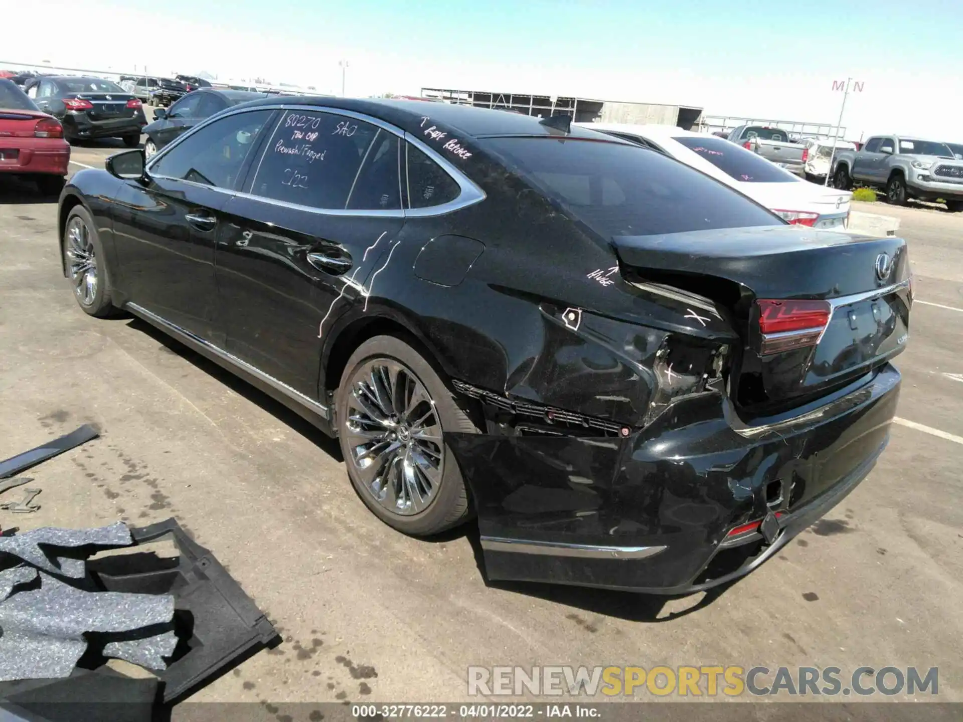 3 Photograph of a damaged car JTHD51FF4L5011433 LEXUS LS 2020