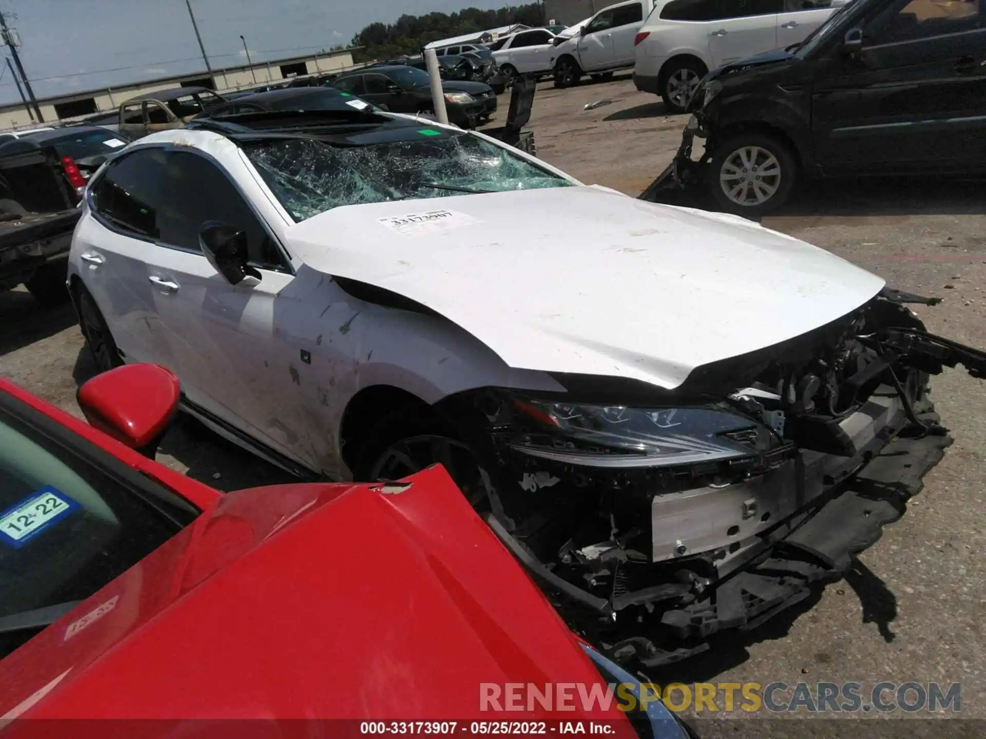 1 Photograph of a damaged car JTHF51FF7L5012682 LEXUS LS 2020