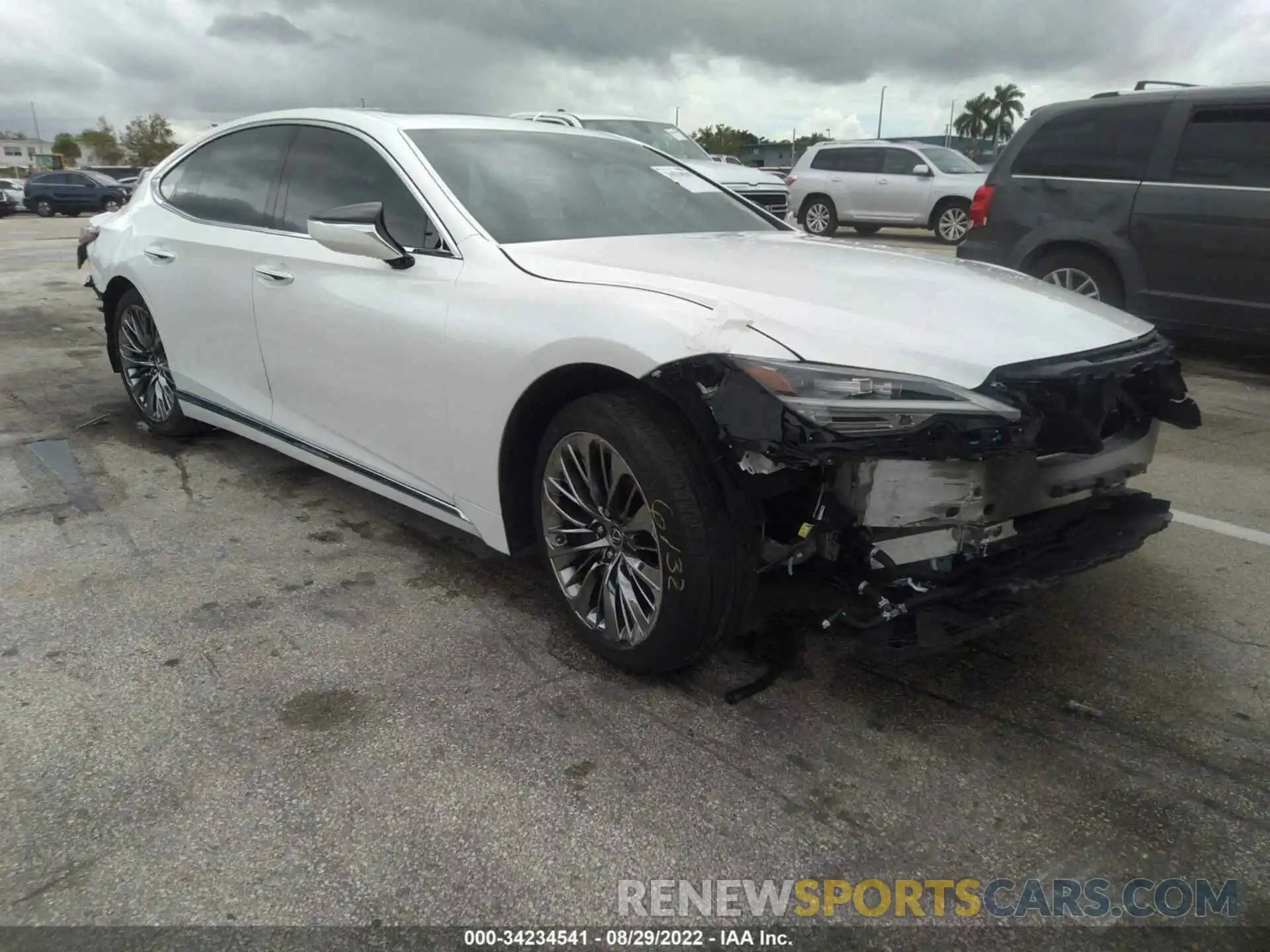 1 Photograph of a damaged car JTHD51FF2M5014347 LEXUS LS 2021