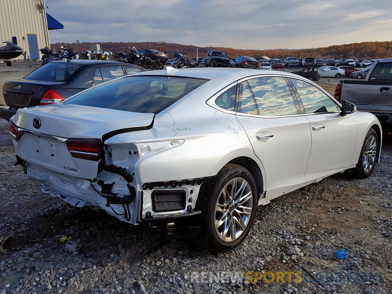 4 Фотография поврежденного автомобиля JTHB51FF7K5008872 LEXUS LS 500 BAS 2019