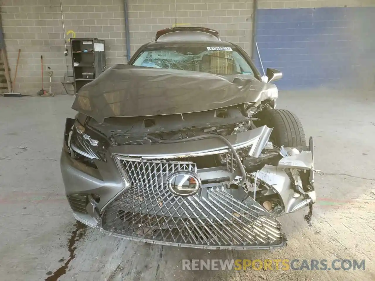 5 Photograph of a damaged car JTHB51FF0K5009006 LEXUS LS500 2019