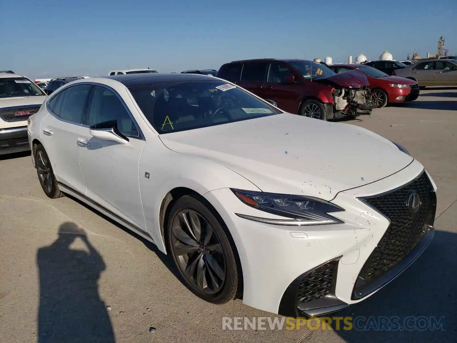 1 Photograph of a damaged car JTHB51FF4K5007422 LEXUS LS500 2019