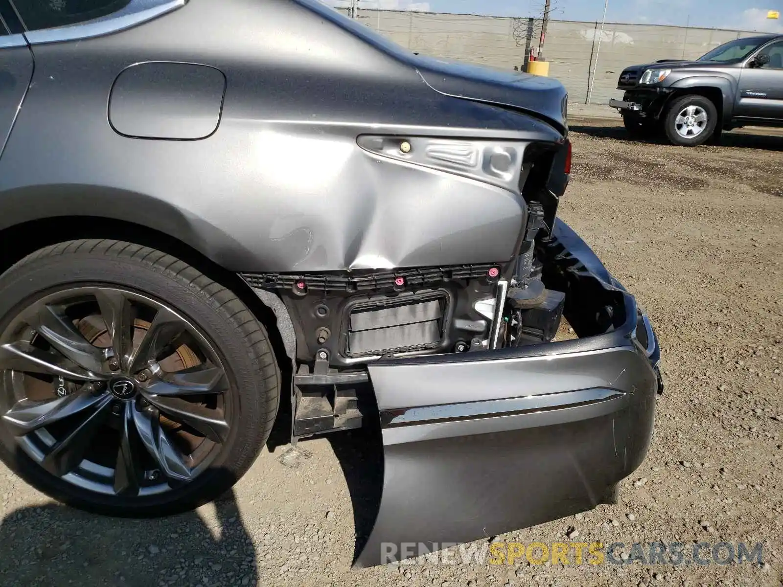 9 Photograph of a damaged car JTHB51FF6K5007499 LEXUS LS500 2019