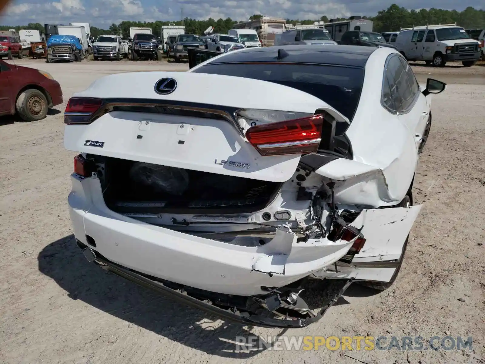 9 Photograph of a damaged car JTHB51FF9K5010199 LEXUS LS500 2019