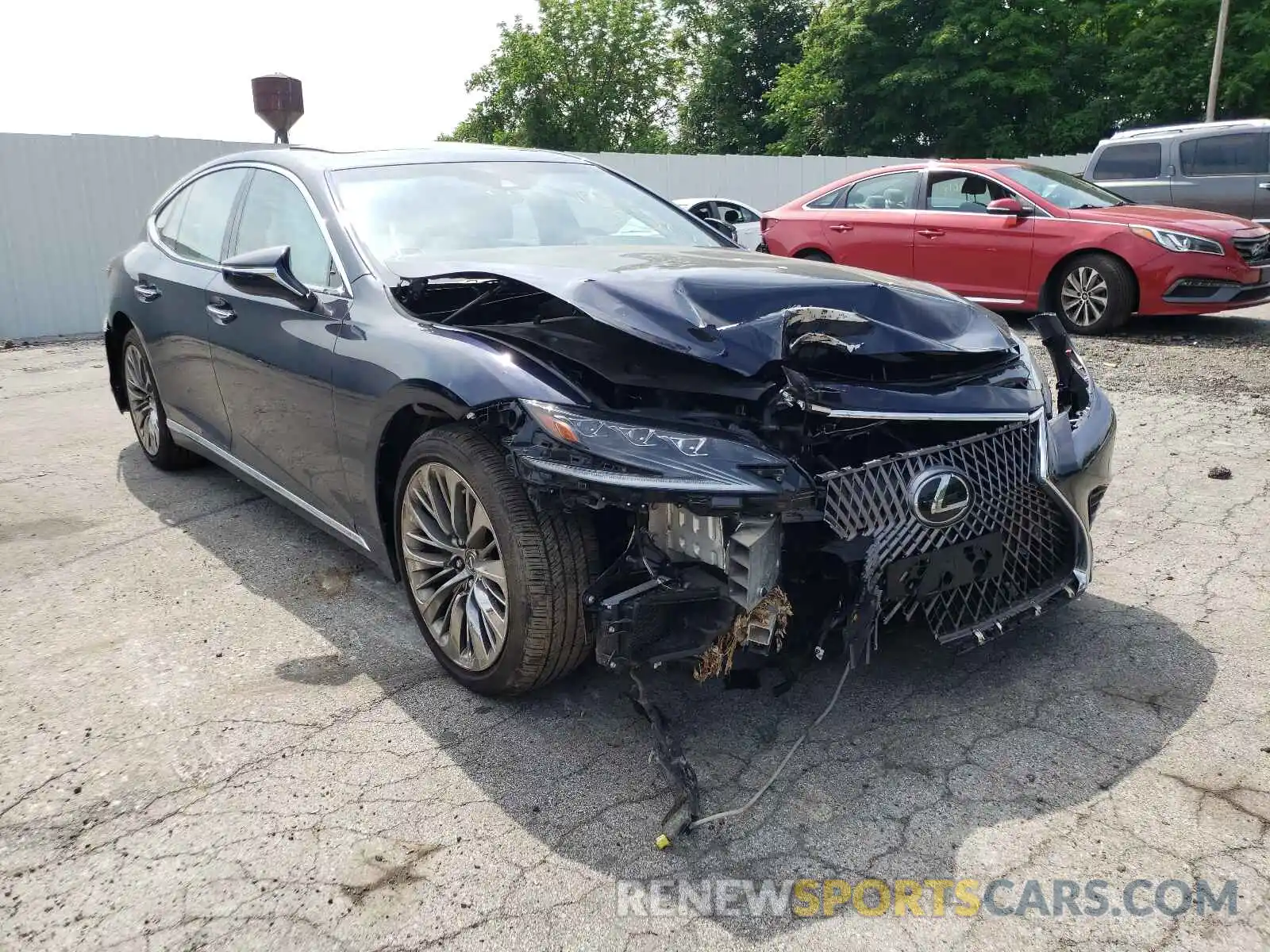 1 Photograph of a damaged car JTHC51FF0K5007261 LEXUS LS500 2019