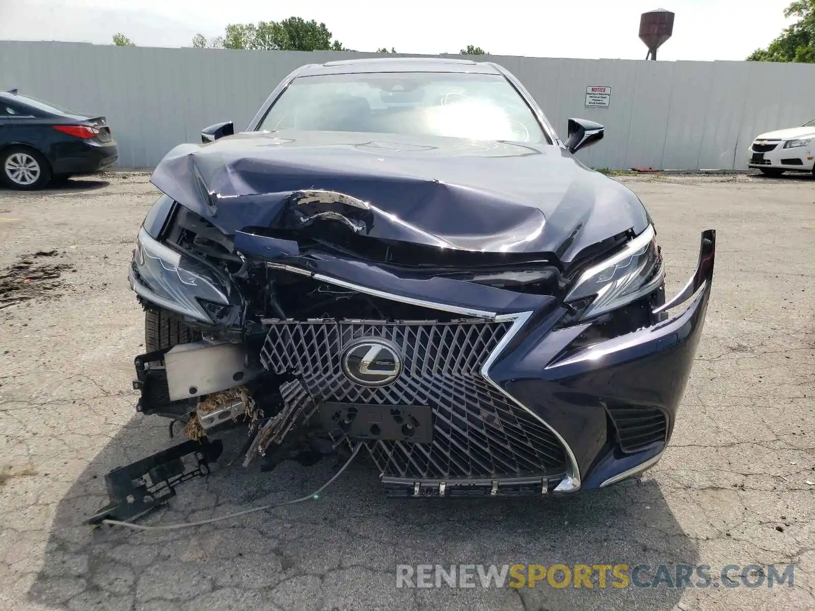 9 Photograph of a damaged car JTHC51FF0K5007261 LEXUS LS500 2019