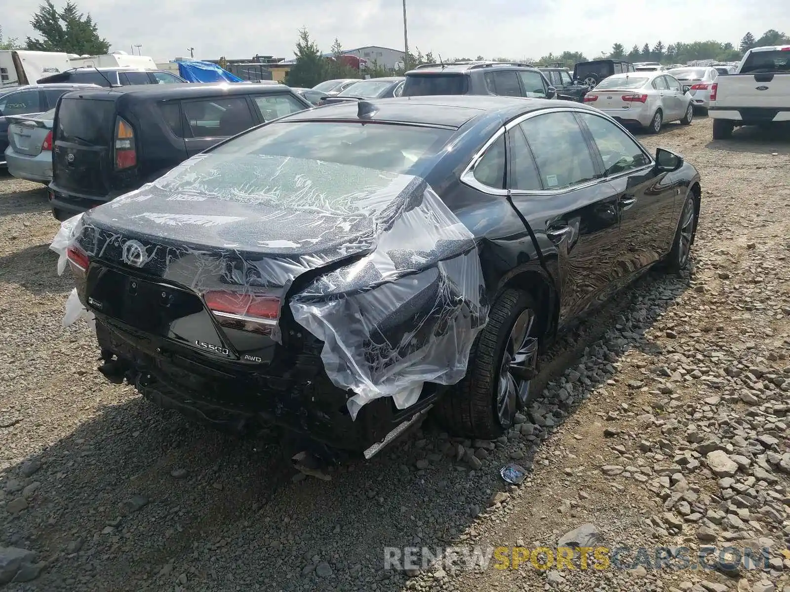 4 Photograph of a damaged car JTHC51FF4K5005612 LEXUS LS500 2019