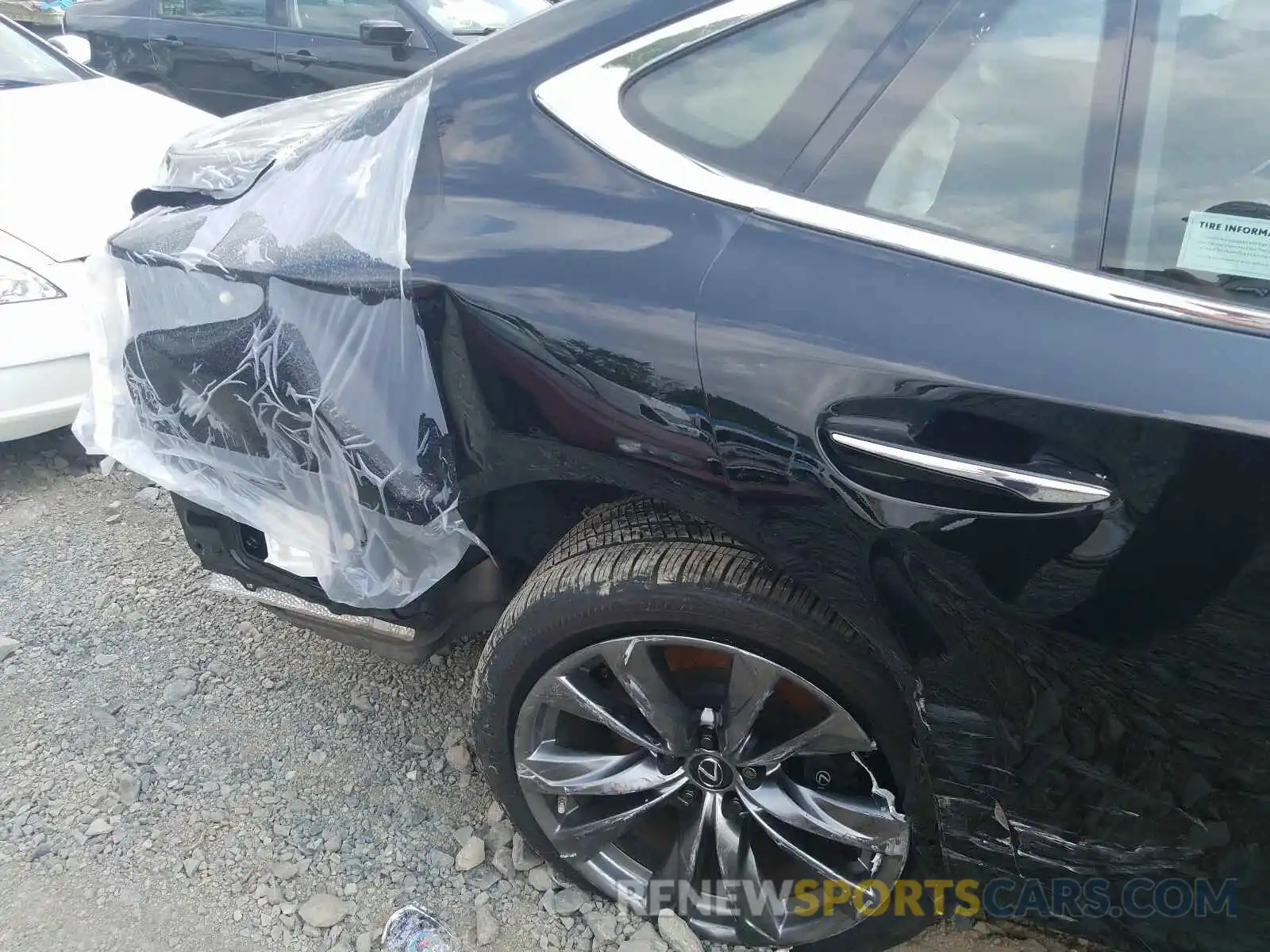 9 Photograph of a damaged car JTHC51FF4K5005612 LEXUS LS500 2019