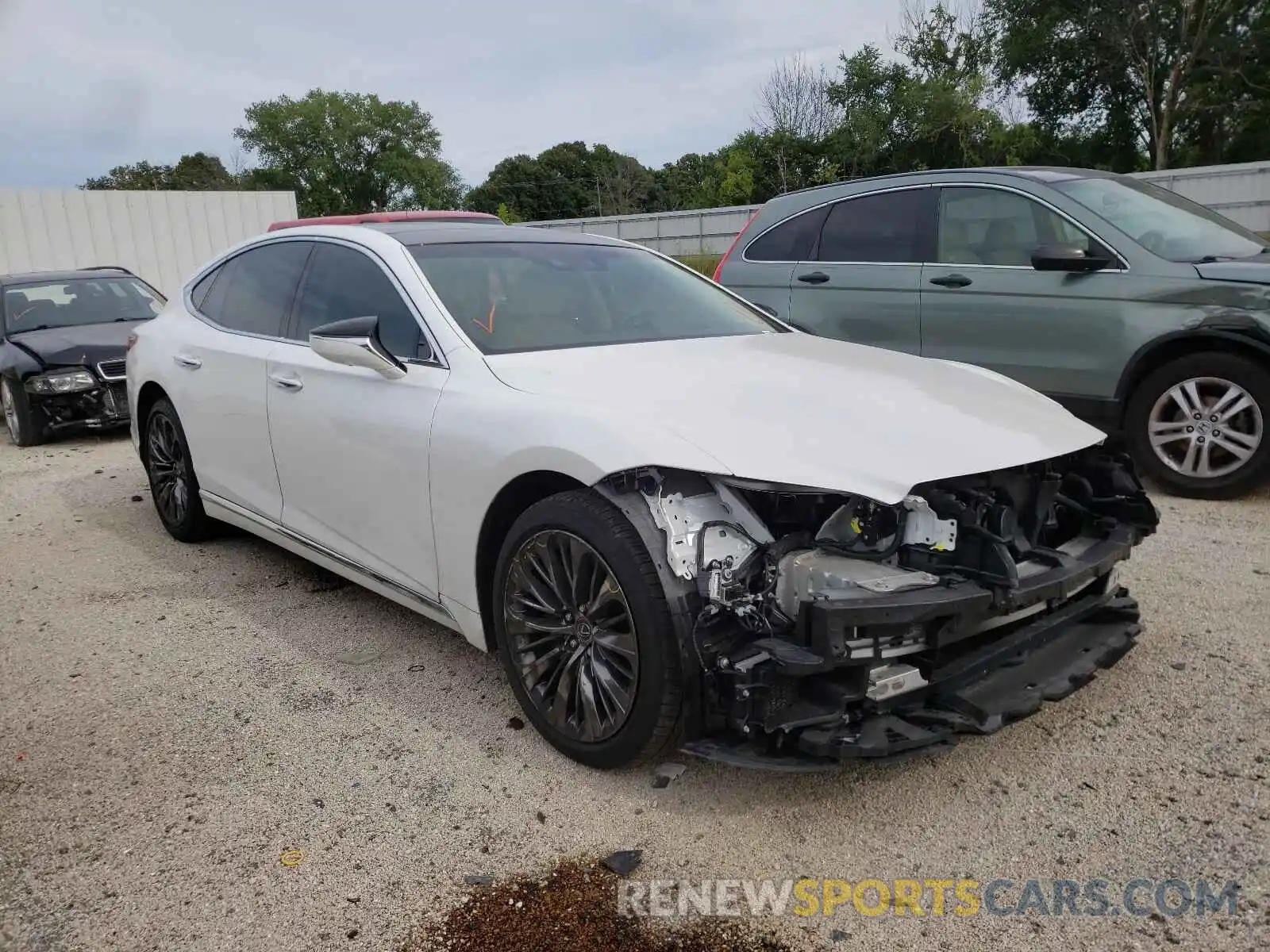 1 Photograph of a damaged car JTHC51FF4K5006825 LEXUS LS500 2019