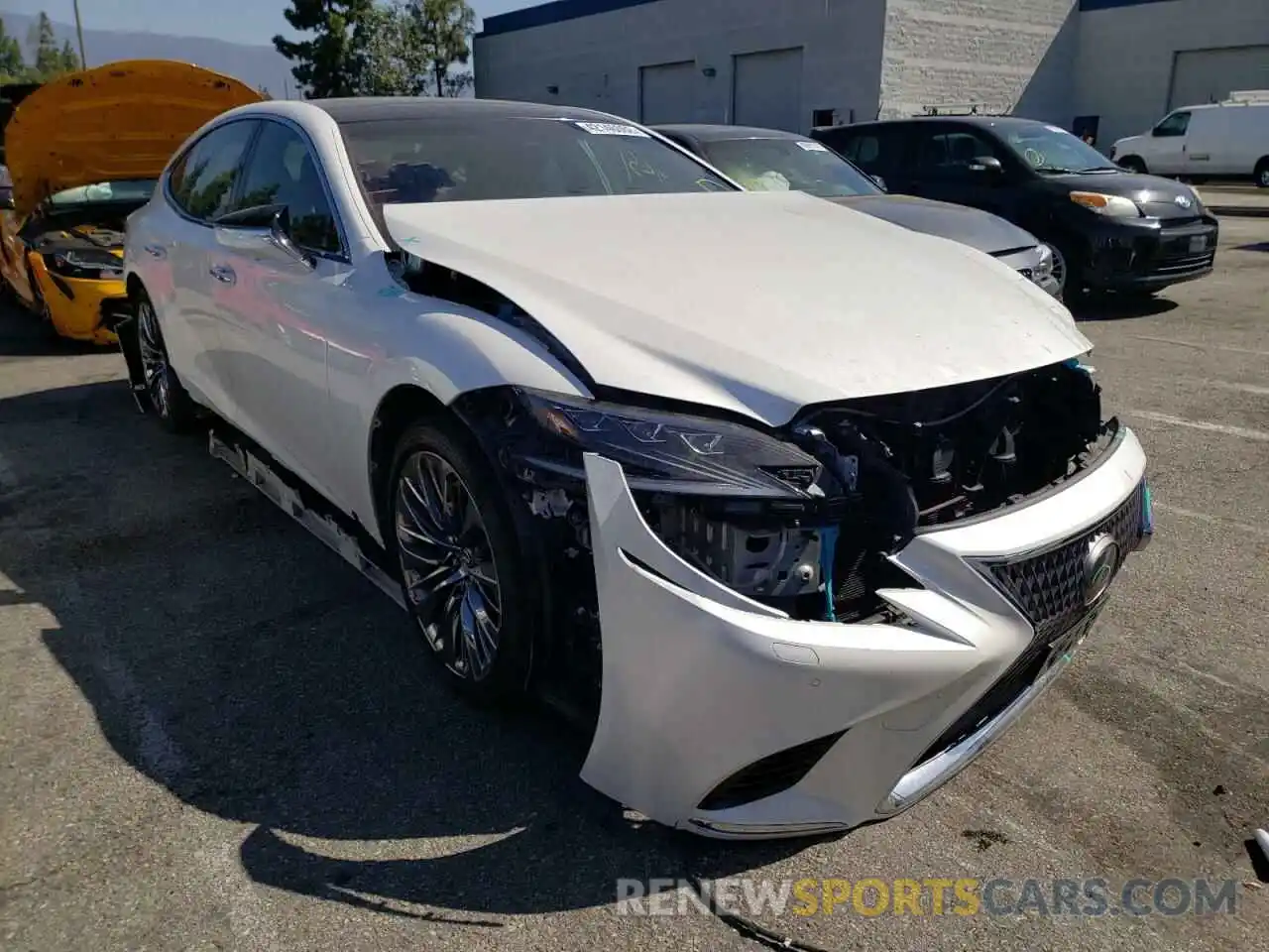 1 Photograph of a damaged car JTHC51FF8K5005726 LEXUS LS500 2019