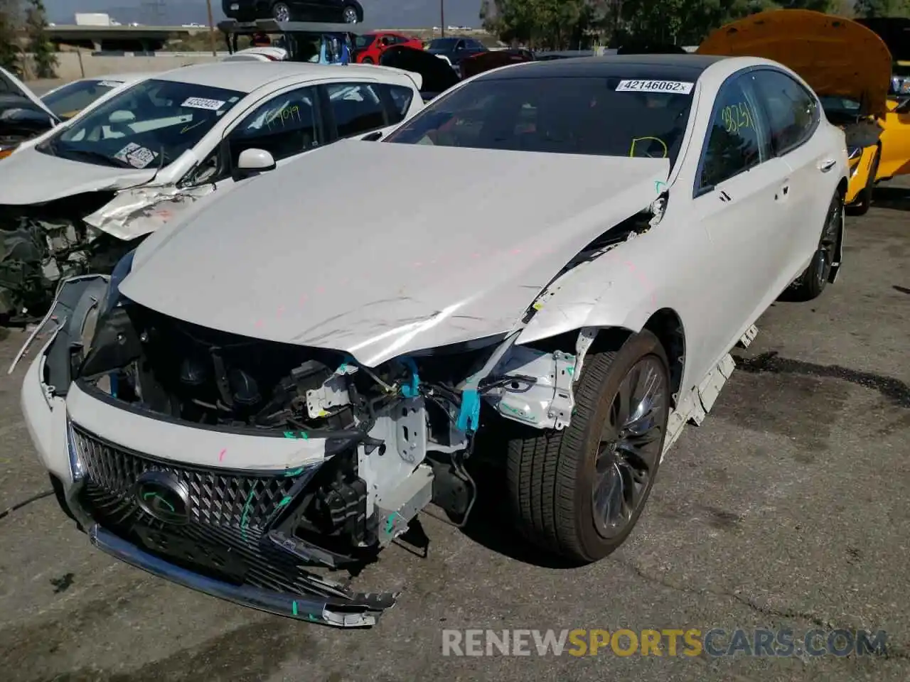 2 Photograph of a damaged car JTHC51FF8K5005726 LEXUS LS500 2019