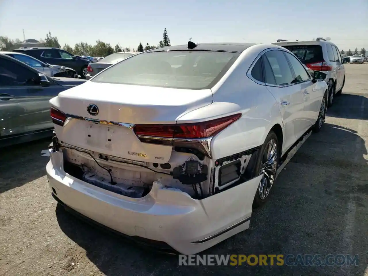 4 Photograph of a damaged car JTHC51FF8K5005726 LEXUS LS500 2019