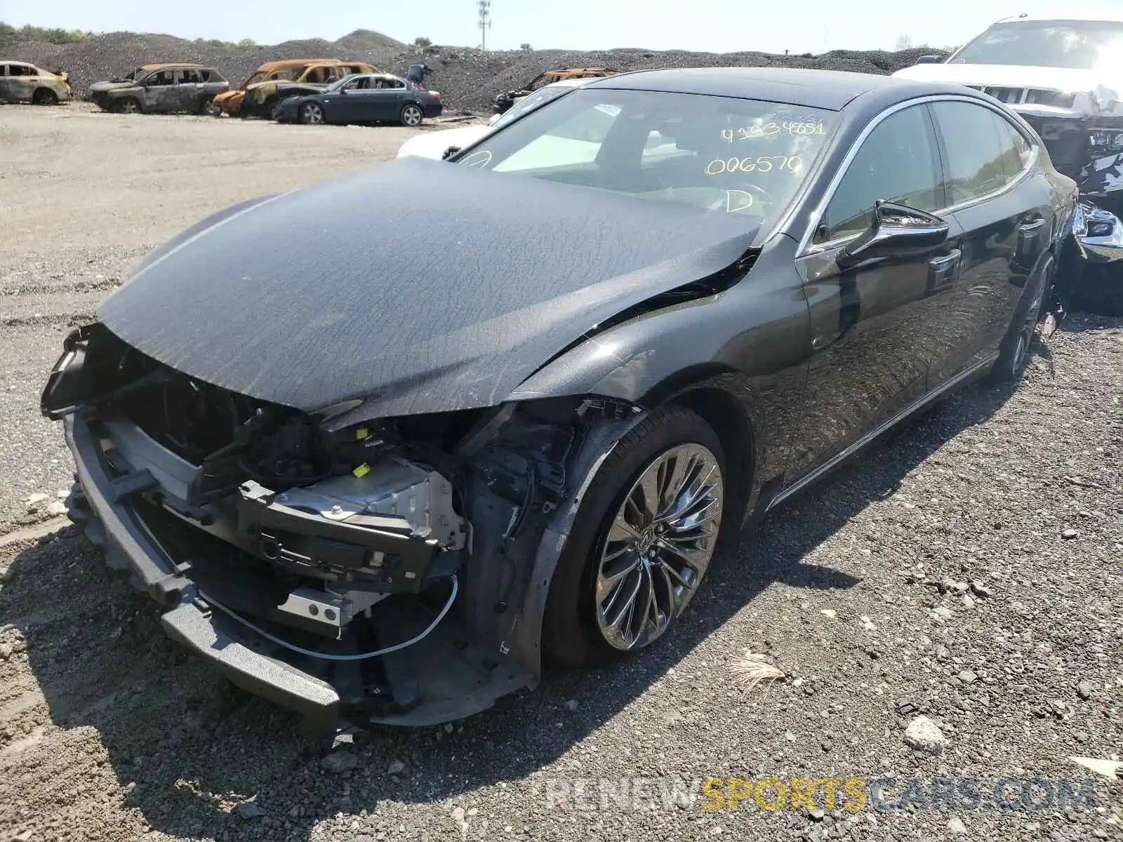2 Фотография поврежденного автомобиля JTHC5LFF3K5006570 LEXUS LS500 2019