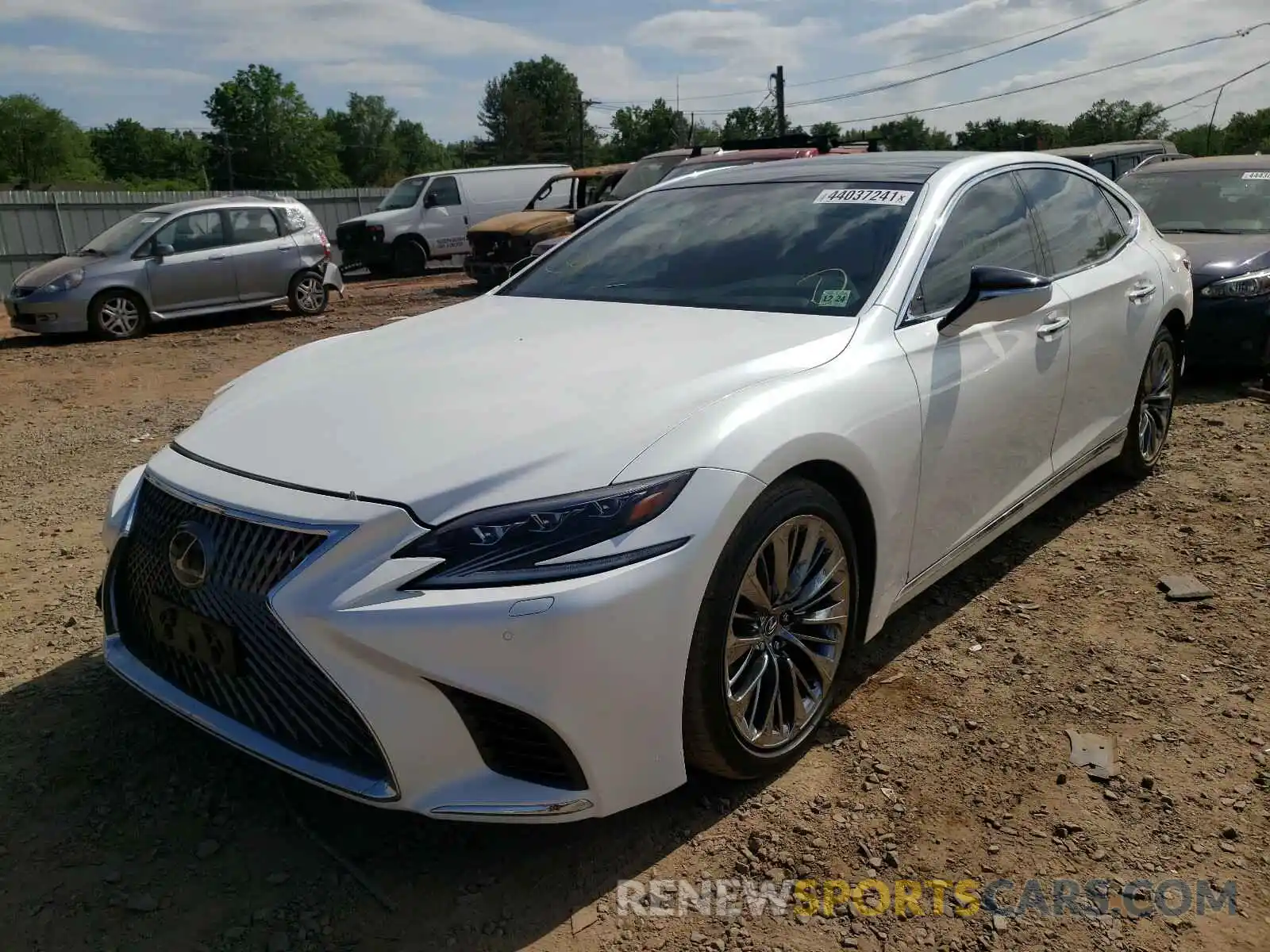 2 Фотография поврежденного автомобиля JTHC5LFF3K5006889 LEXUS LS500 2019