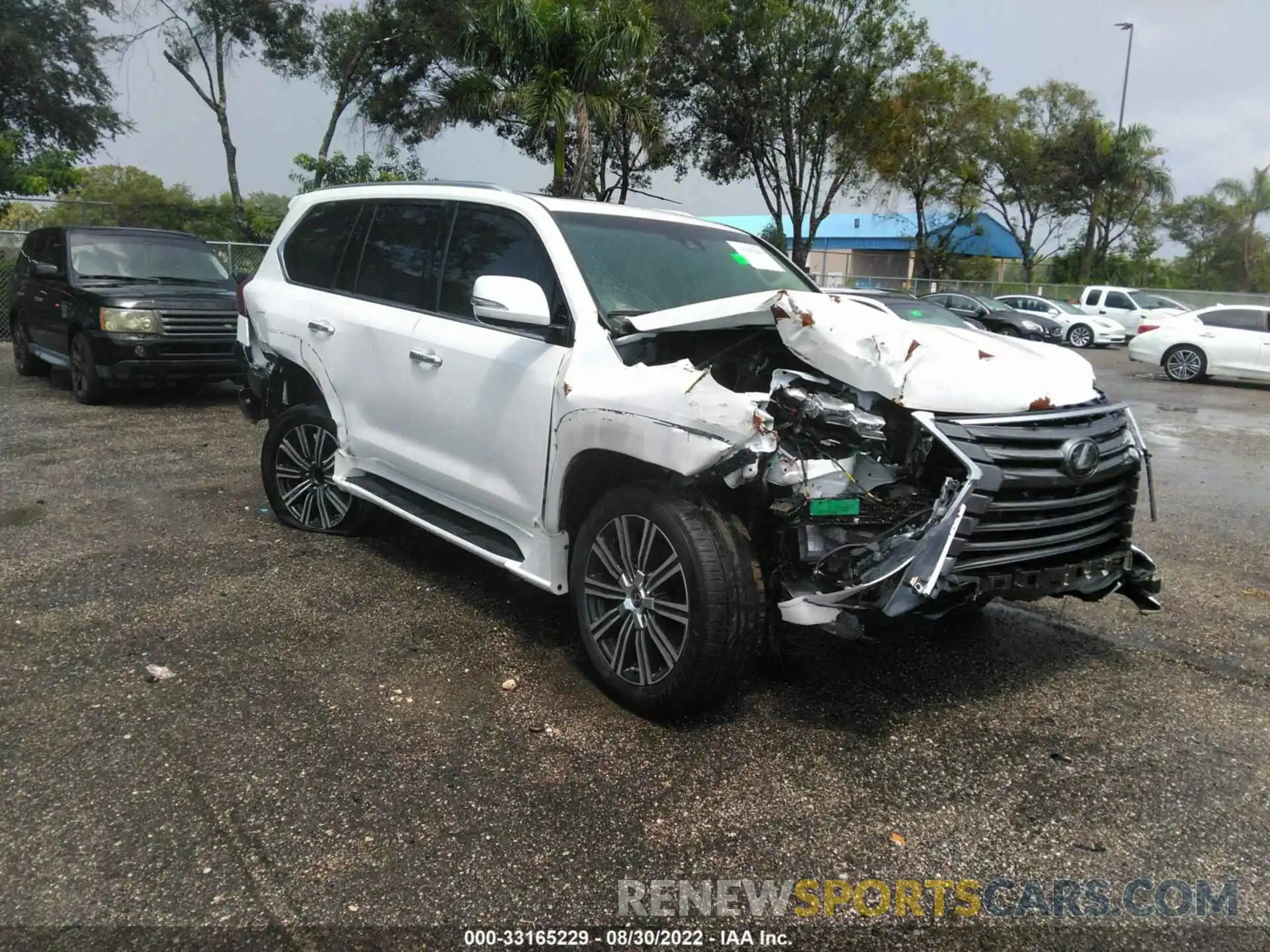 1 Photograph of a damaged car JTJHY7AX0K4294587 LEXUS LX 2019