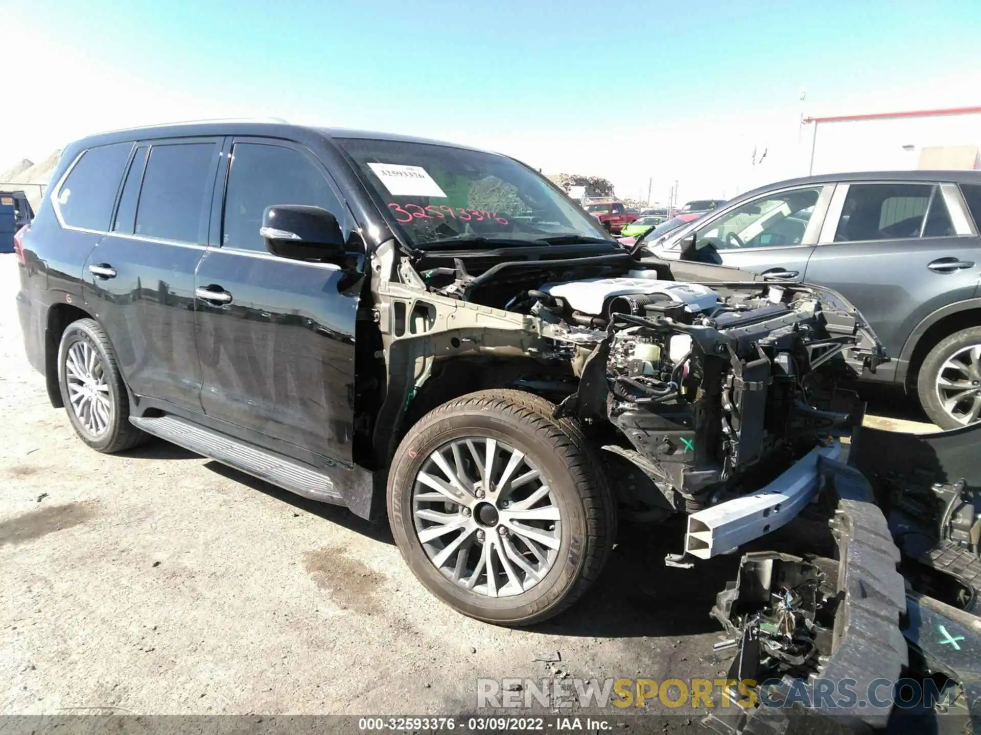 1 Photograph of a damaged car JTJHY7AX0K4295304 LEXUS LX 2019