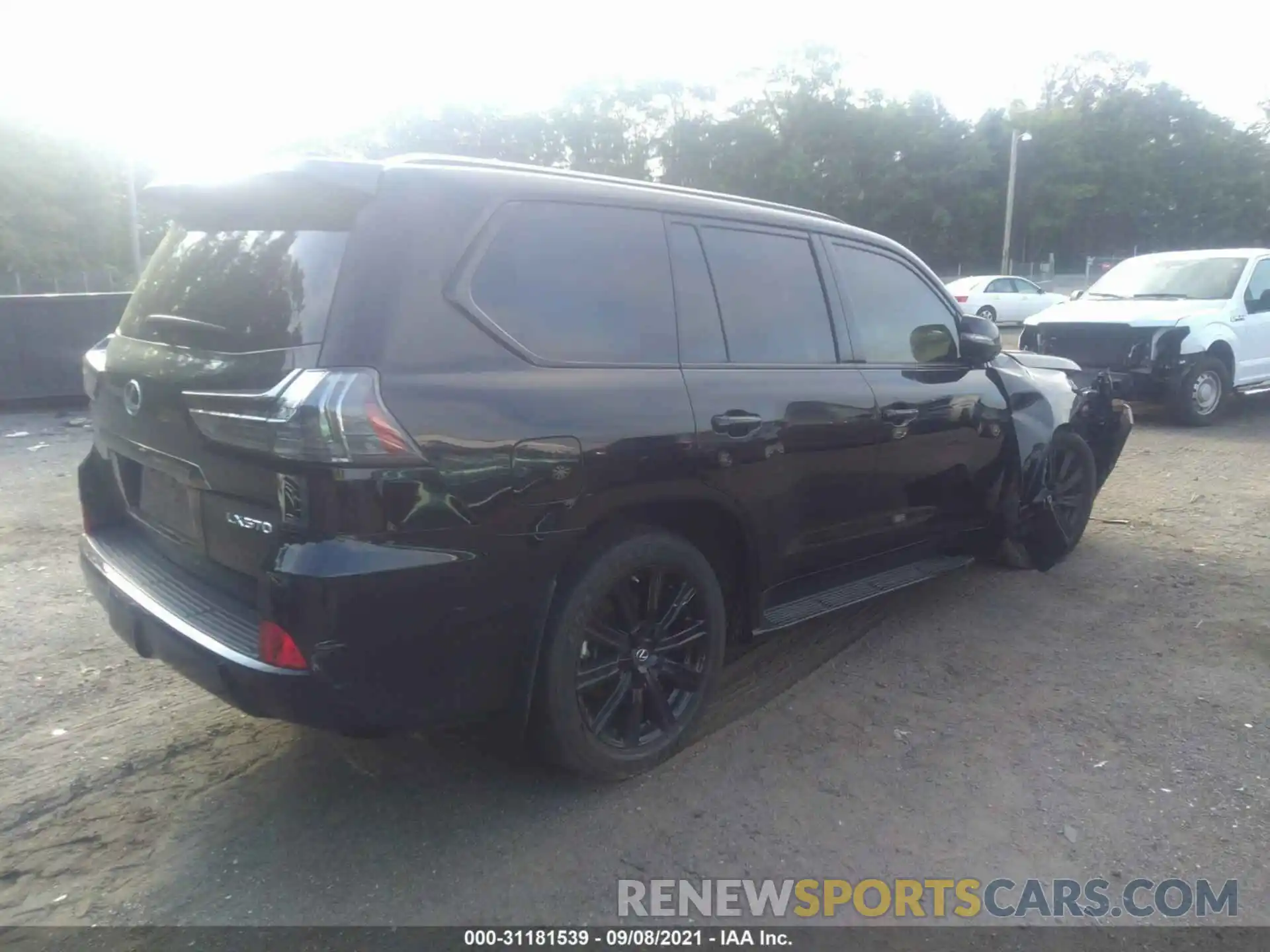 4 Фотография поврежденного автомобиля JTJHY7AX5K4300920 LEXUS LX 2019