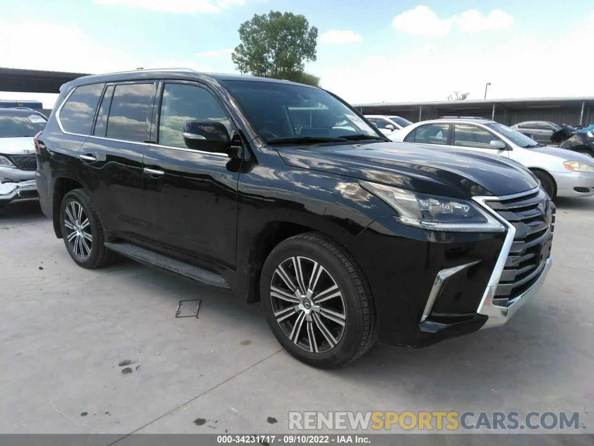 1 Photograph of a damaged car JTJHY7AXXK4287923 LEXUS LX 2019