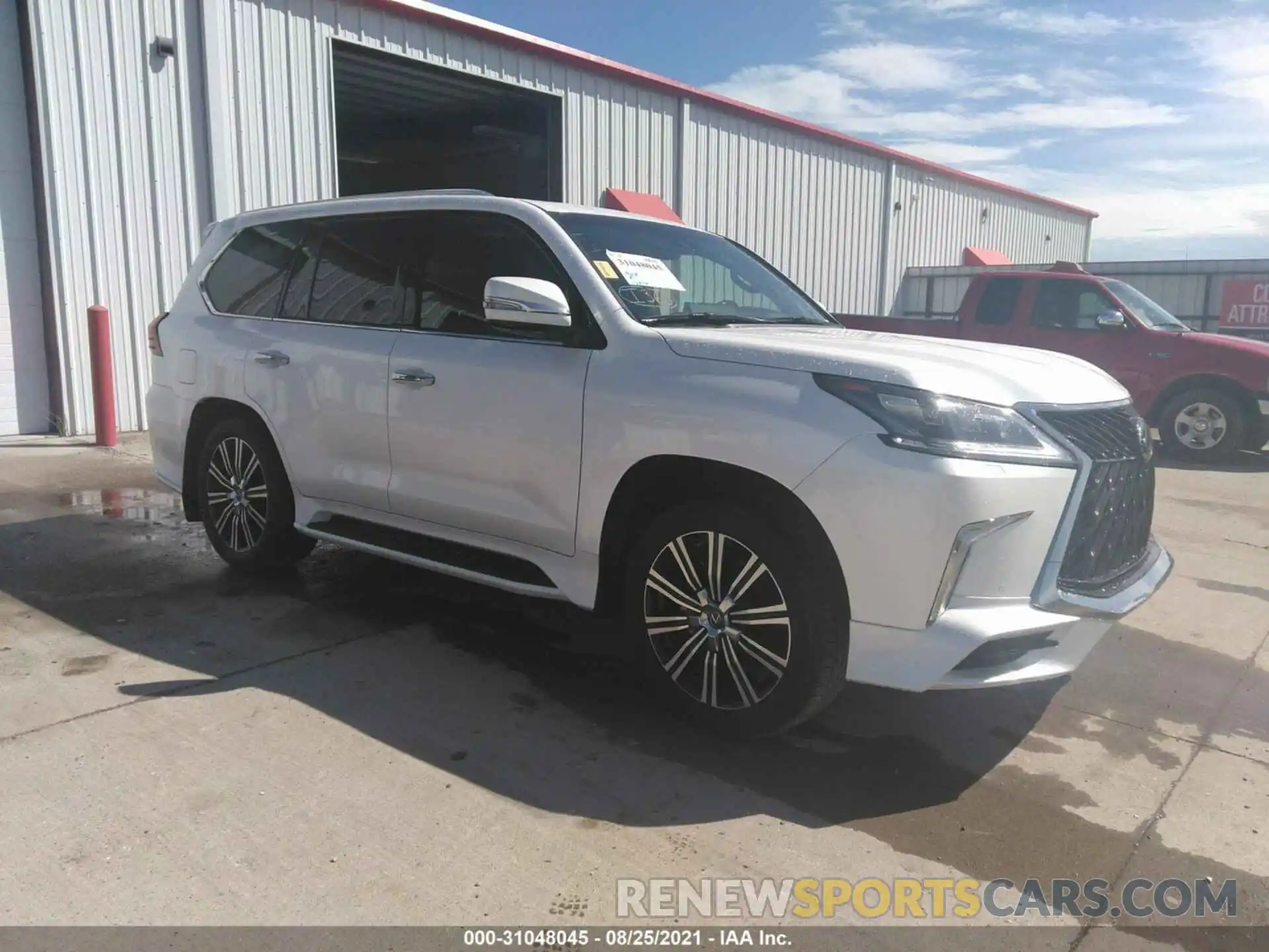 1 Photograph of a damaged car JTJDY7AX6L4332582 LEXUS LX 2020