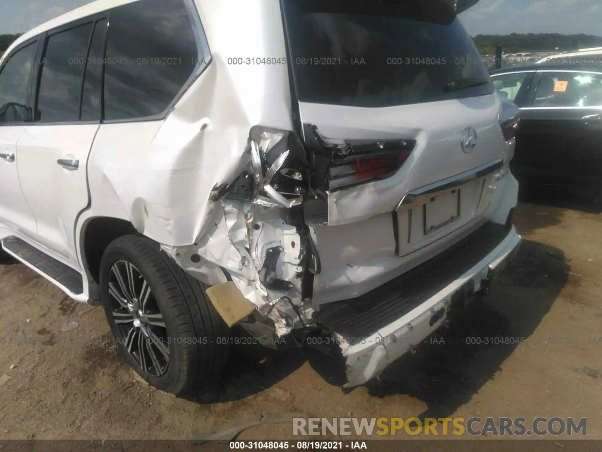 6 Photograph of a damaged car JTJDY7AX6L4332582 LEXUS LX 2020