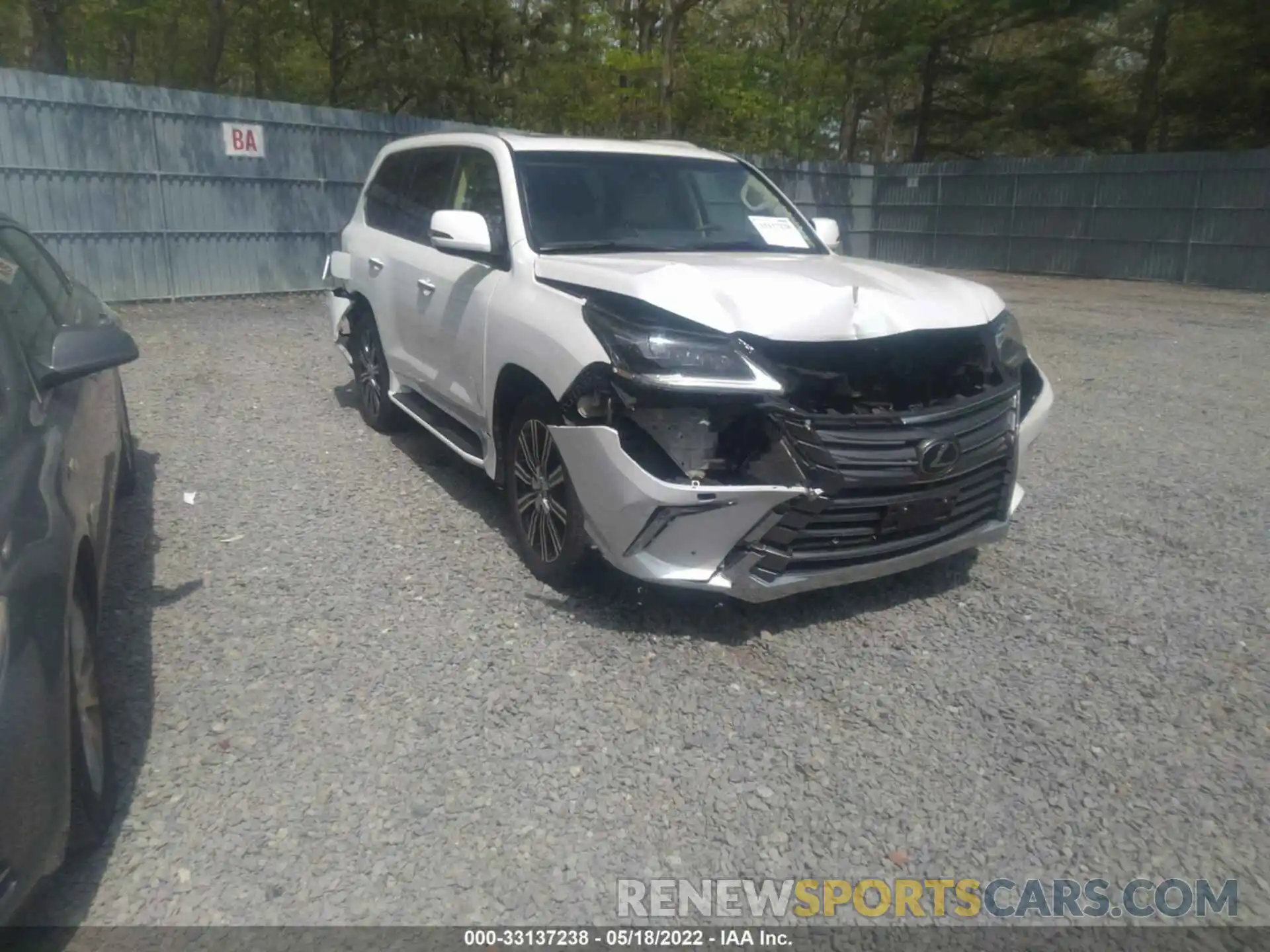 1 Photograph of a damaged car JTJDY7AX7L4317010 LEXUS LX 2020