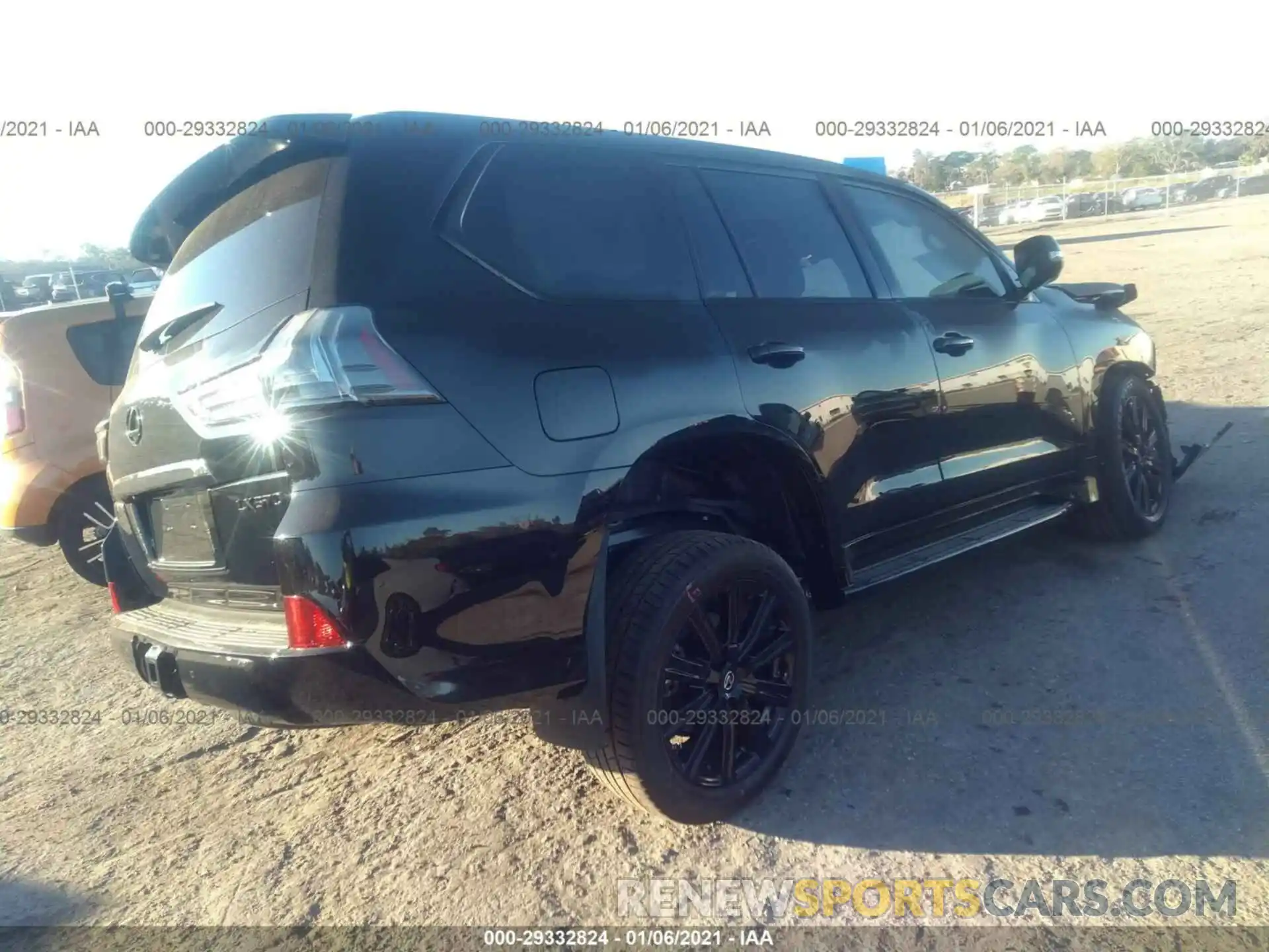 4 Фотография поврежденного автомобиля JTJDY7AX9M4338653 LEXUS LX 570 2021