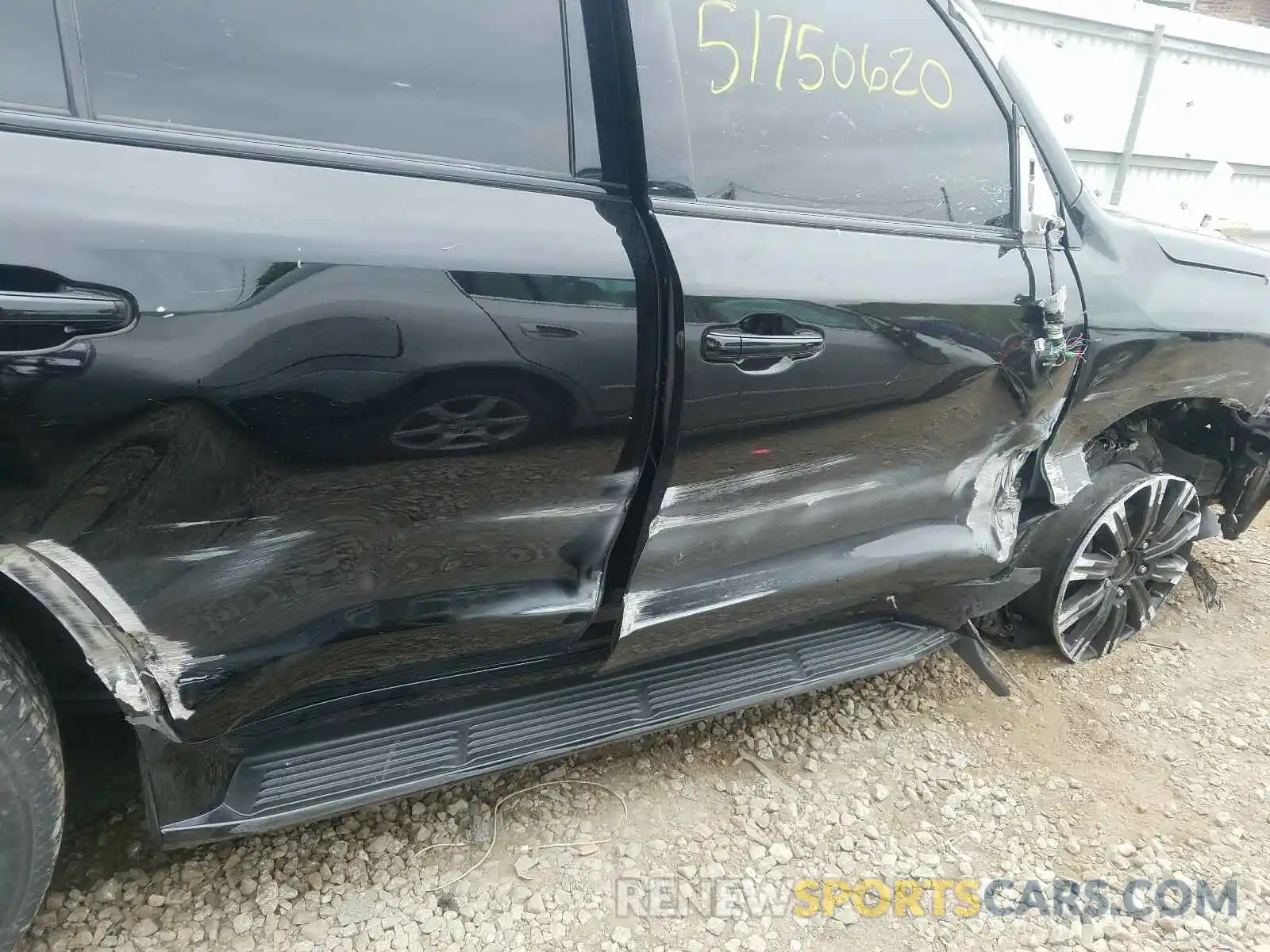 9 Photograph of a damaged car JTJHY7AX8K4302466 LEXUS LX570 2019