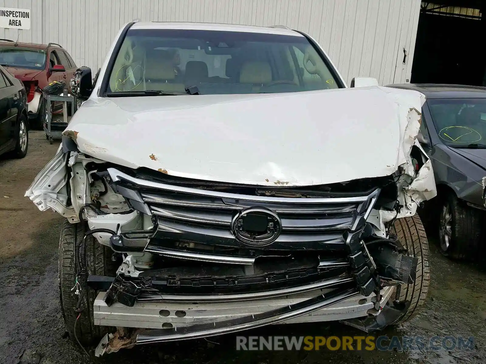 9 Photograph of a damaged car JTJHY7AXXK4296640 LEXUS LX570 2019