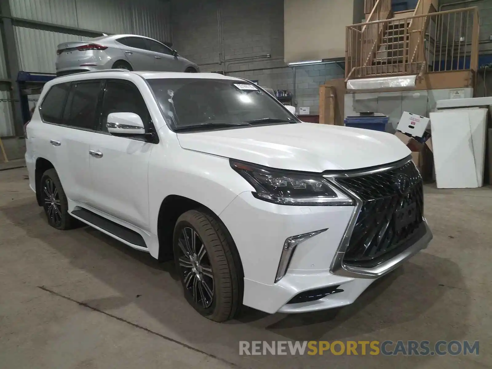 1 Photograph of a damaged car JTJDY7AX4L4318275 LEXUS LX570 2020