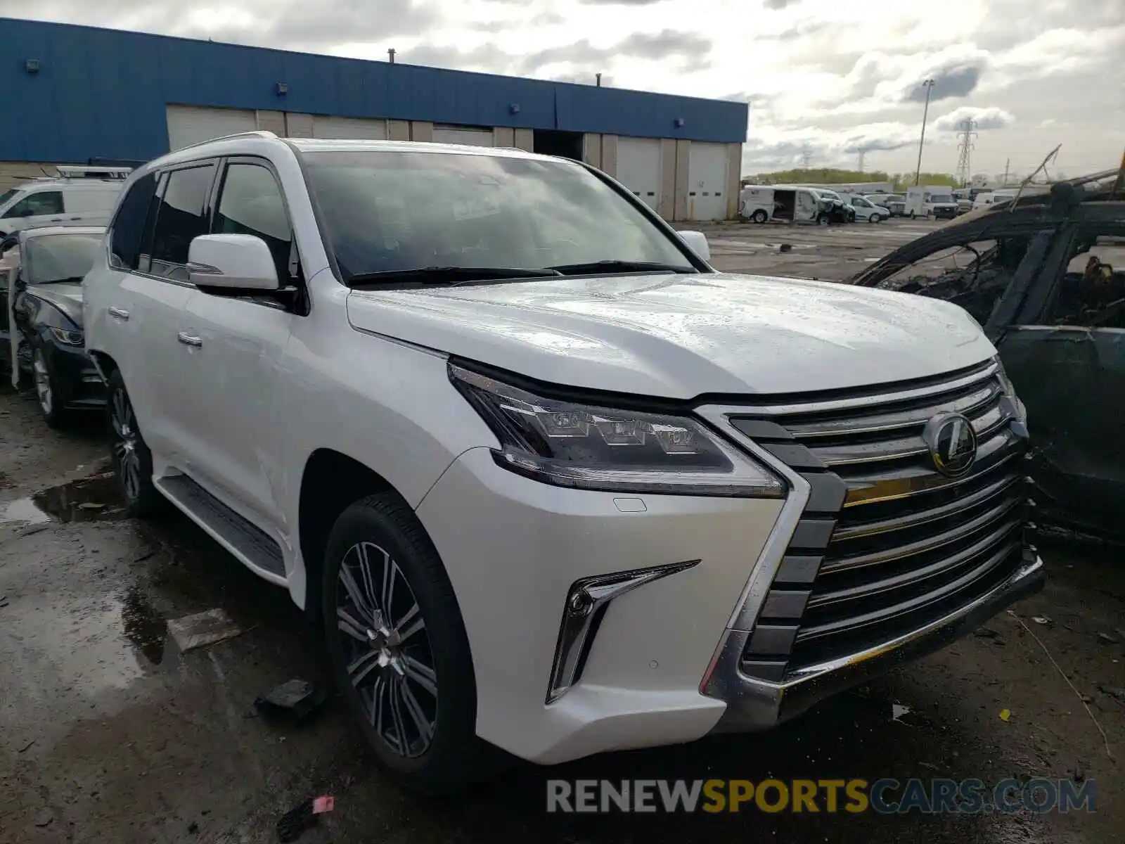 1 Photograph of a damaged car JTJDY7AX5L4312601 LEXUS LX570 2020