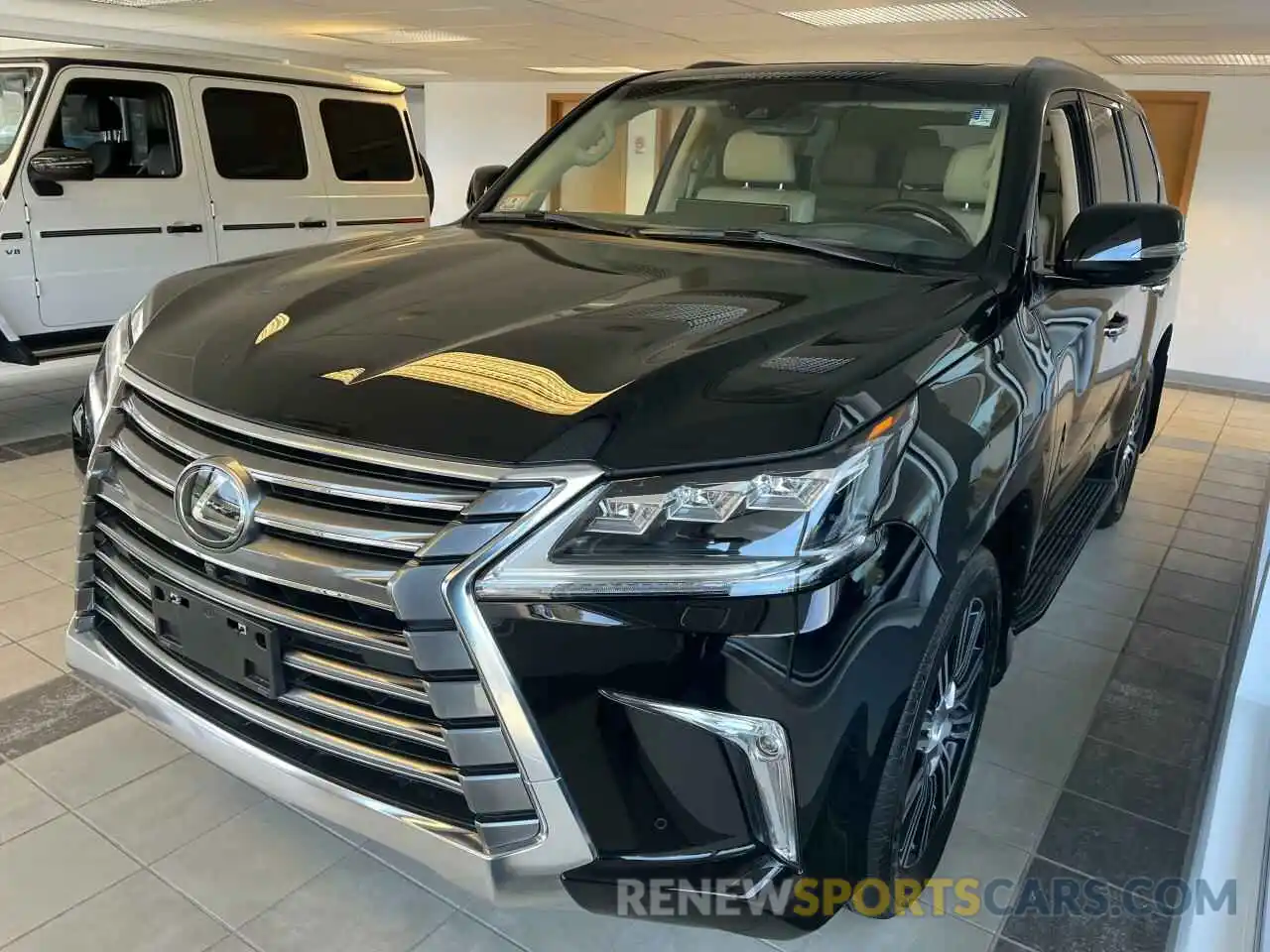 2 Photograph of a damaged car JTJDY7AX4M4350225 LEXUS LX570 2021