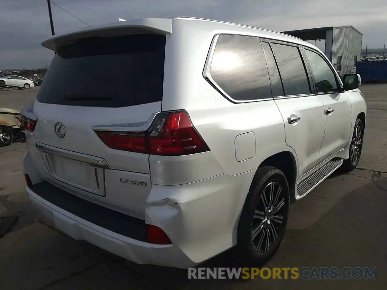 4 Фотография поврежденного автомобиля JTJDY7AX6M4338948 LEXUS LX570 2021