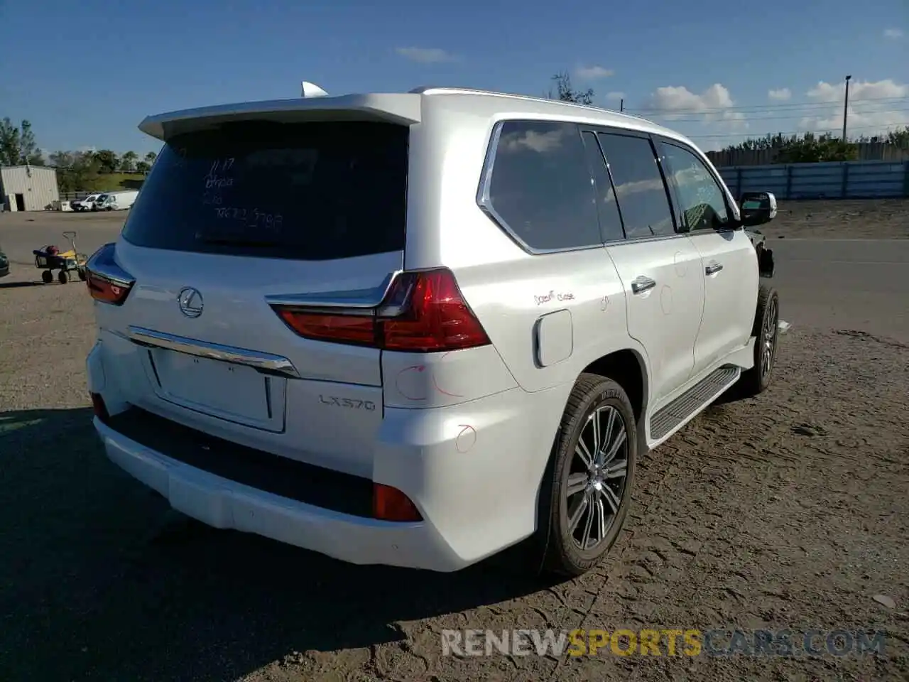 4 Фотография поврежденного автомобиля JTJDY7AX6M4346354 LEXUS LX570 2021