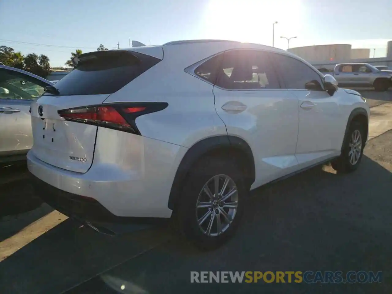 4 Фотография поврежденного автомобиля JTJBARBZ0K2190392 LEXUS NX 2019