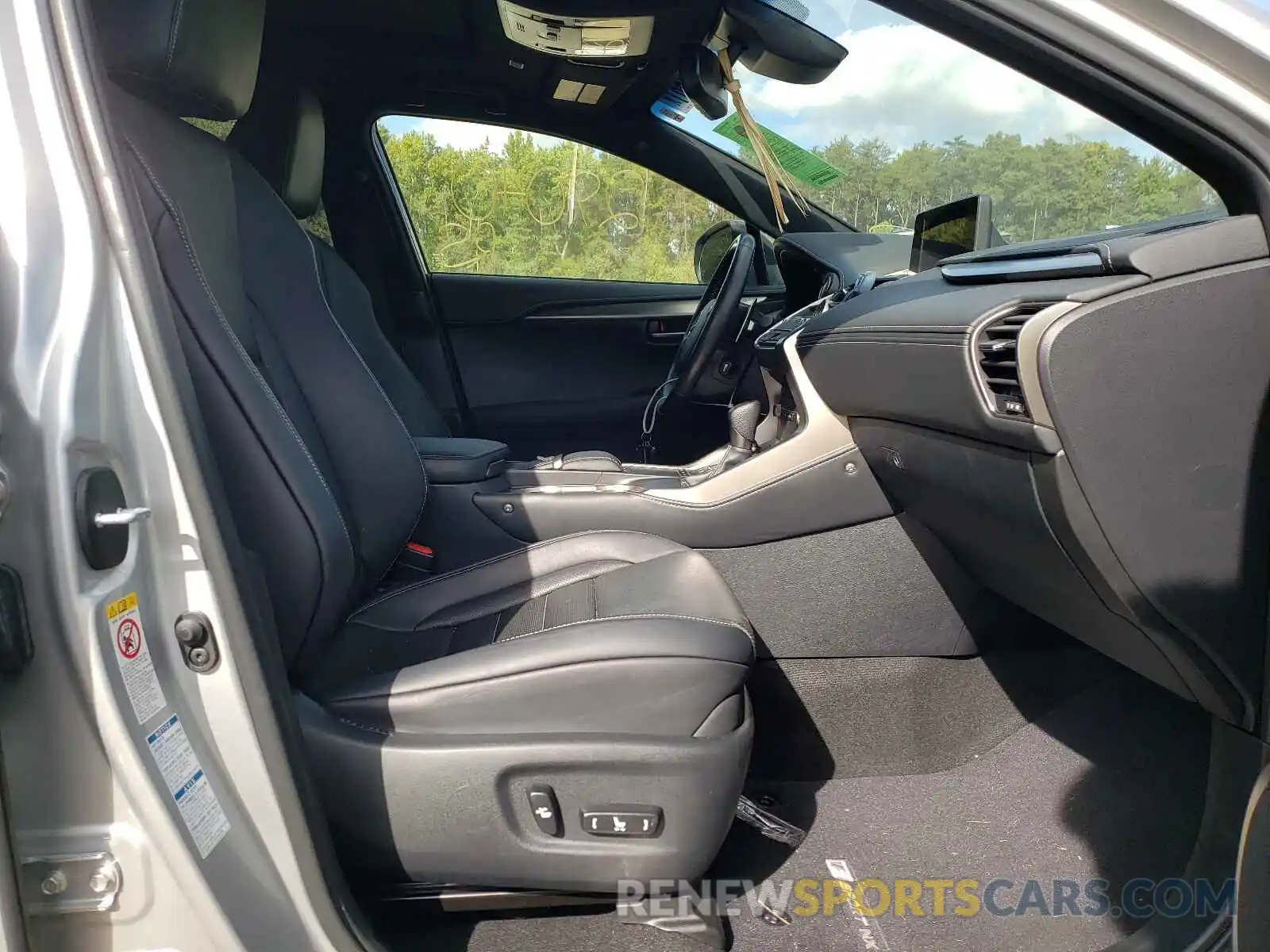 5 Photograph of a damaged car JTJBARBZ2K2187283 LEXUS NX 2019