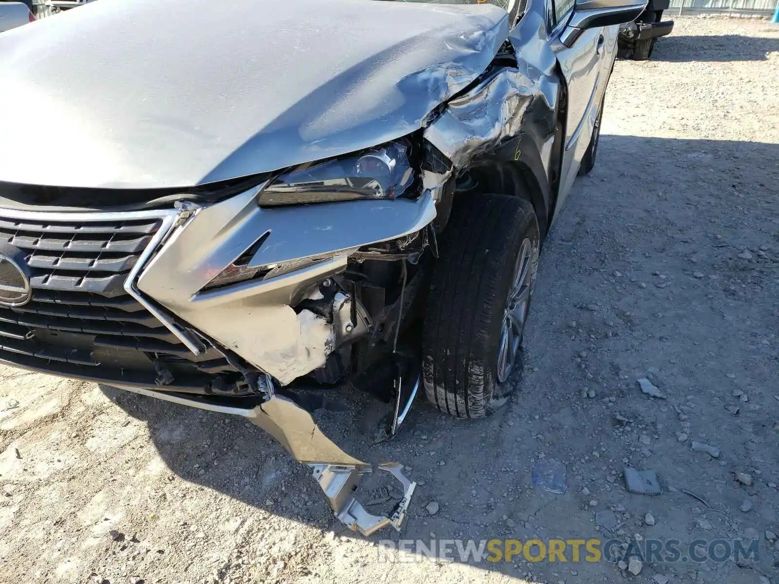 9 Фотография поврежденного автомобиля JTJBARBZ4K2197393 LEXUS NX 2019