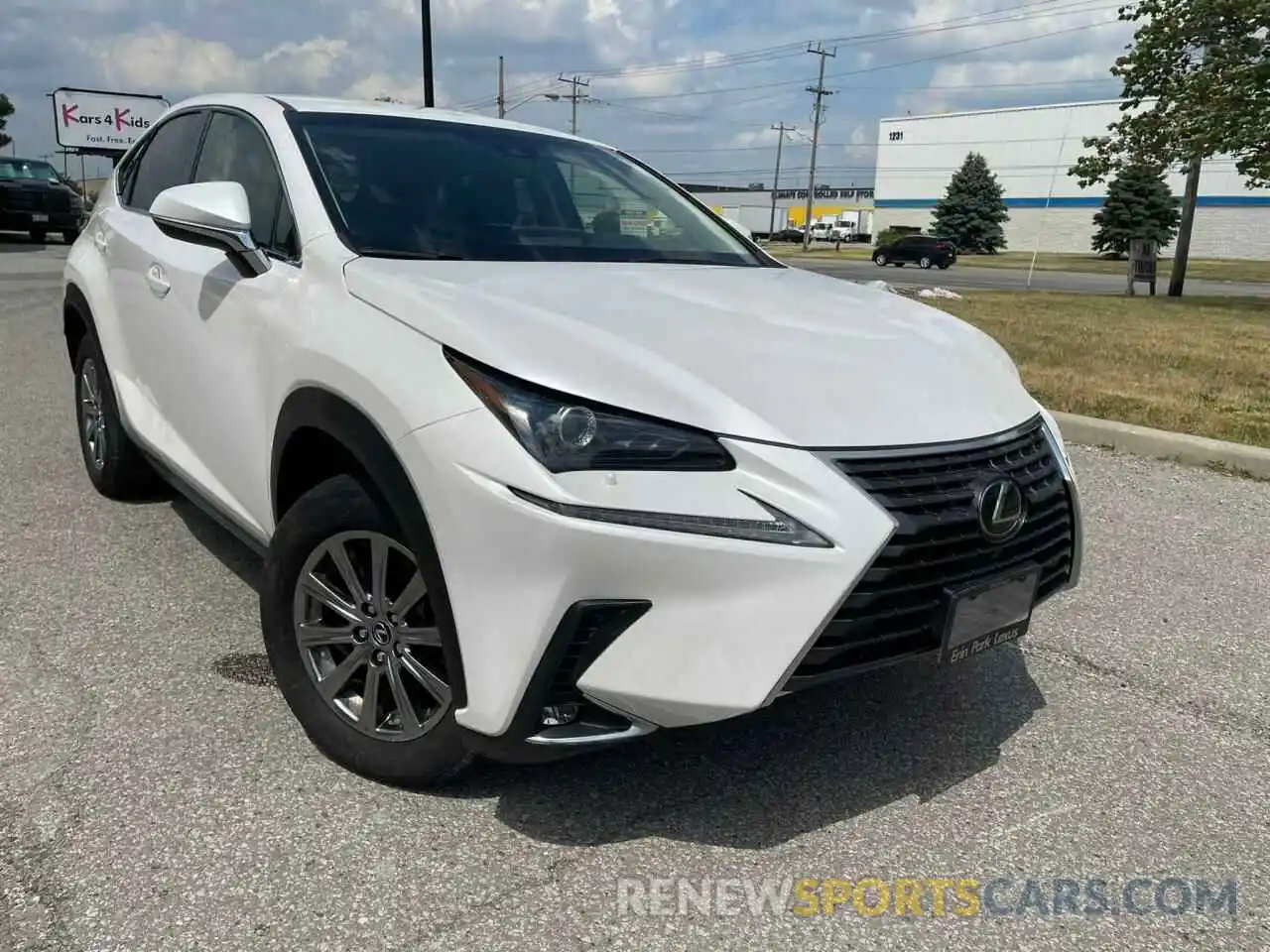 1 Фотография поврежденного автомобиля JTJBARBZ8K2206385 LEXUS NX 2019