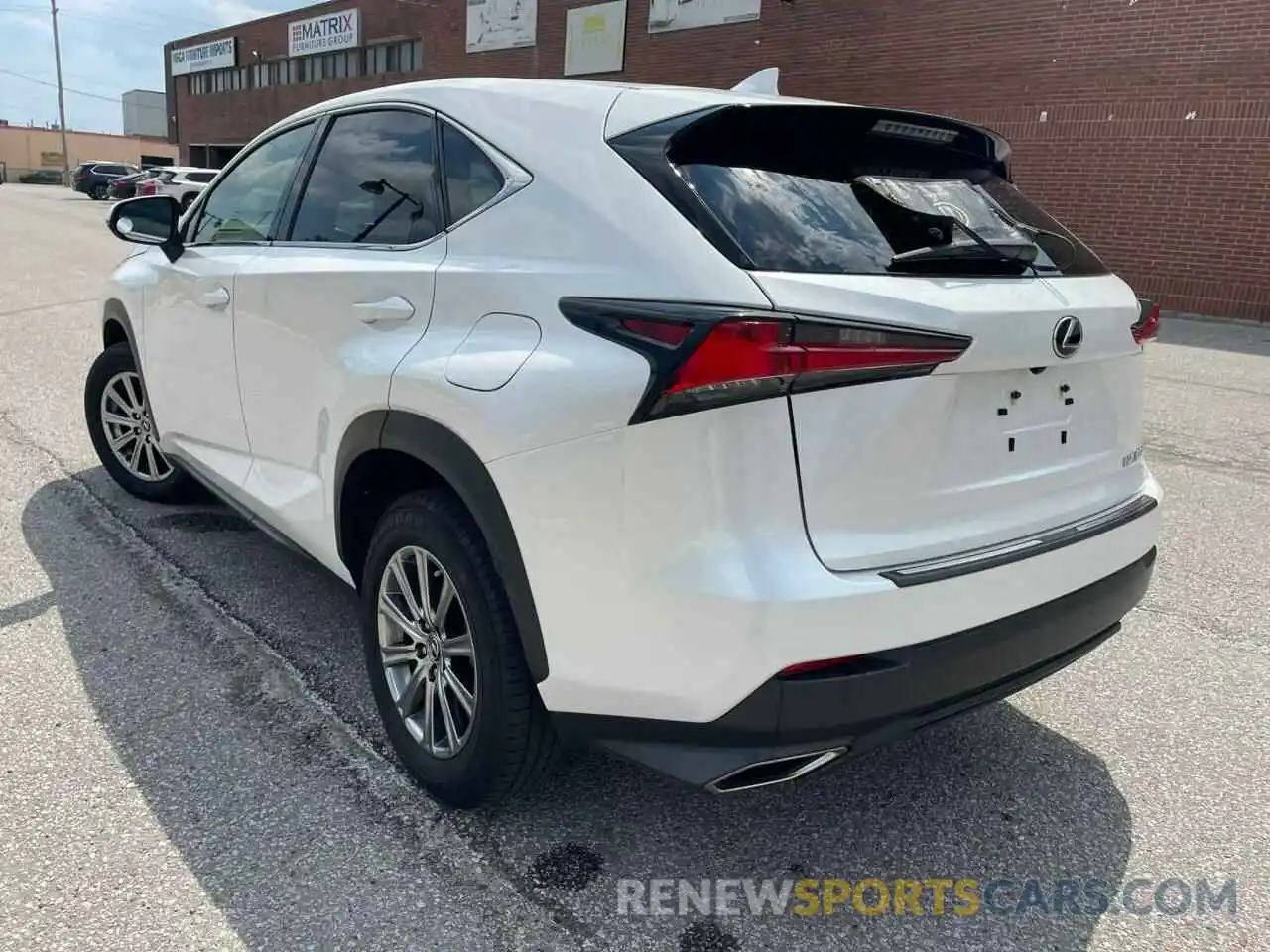 3 Фотография поврежденного автомобиля JTJBARBZ8K2206385 LEXUS NX 2019