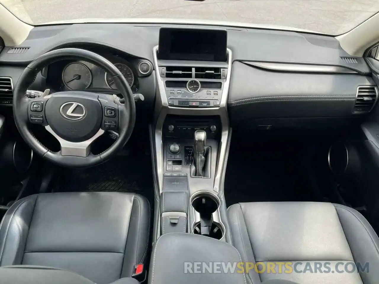 9 Фотография поврежденного автомобиля JTJBARBZ8K2206385 LEXUS NX 2019