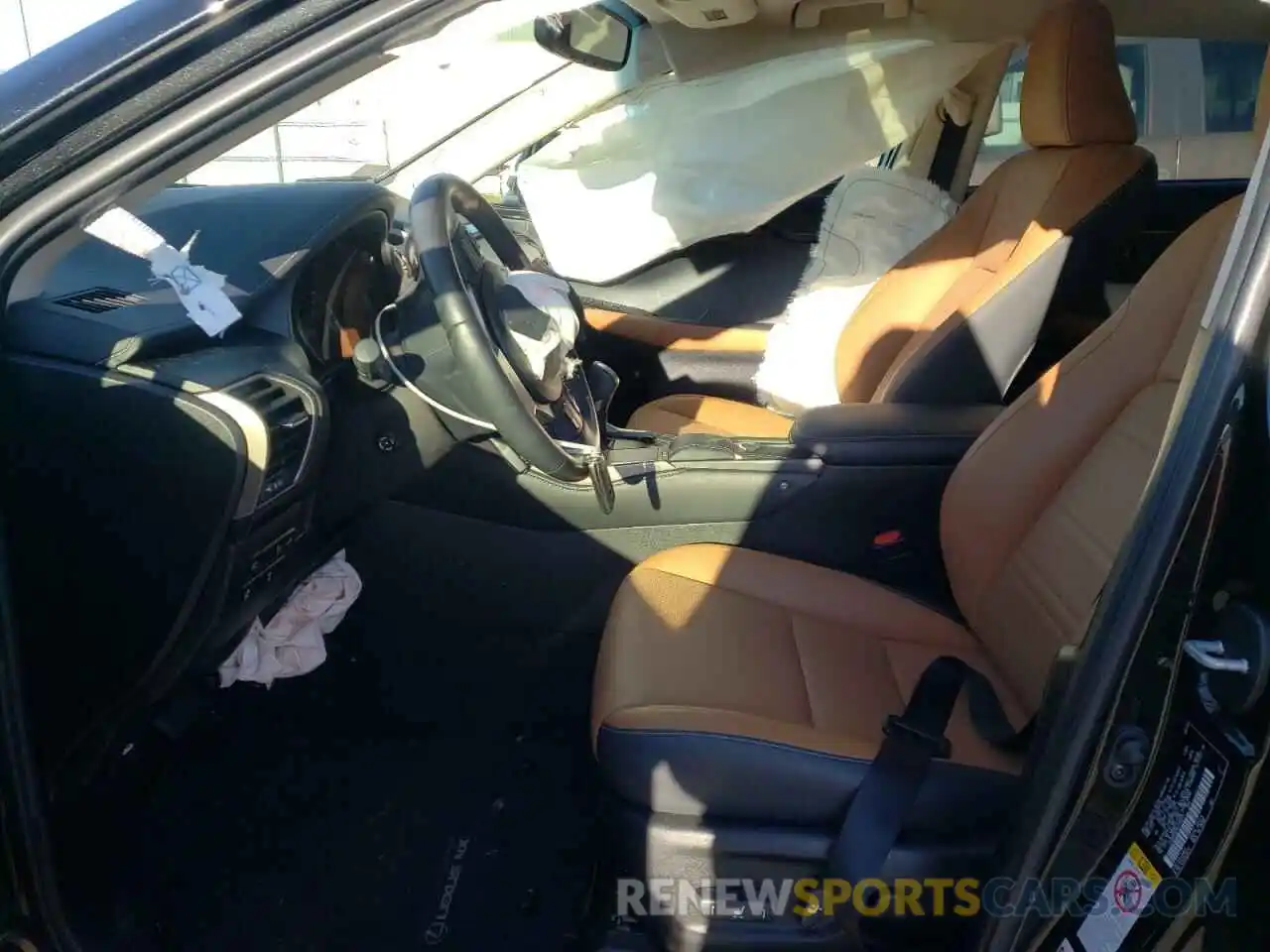 5 Photograph of a damaged car JTJBARBZXK2194577 LEXUS NX 2019