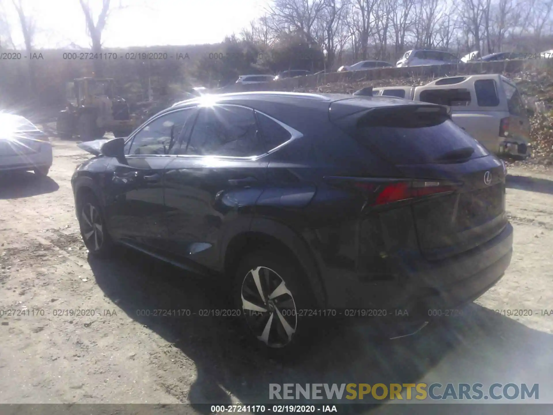 3 Фотография поврежденного автомобиля JTJBARBZXK2200717 LEXUS NX 2019