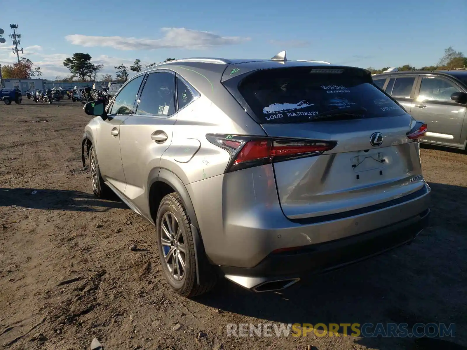 3 Фотография поврежденного автомобиля JTJBARBZXK2205383 LEXUS NX 2019