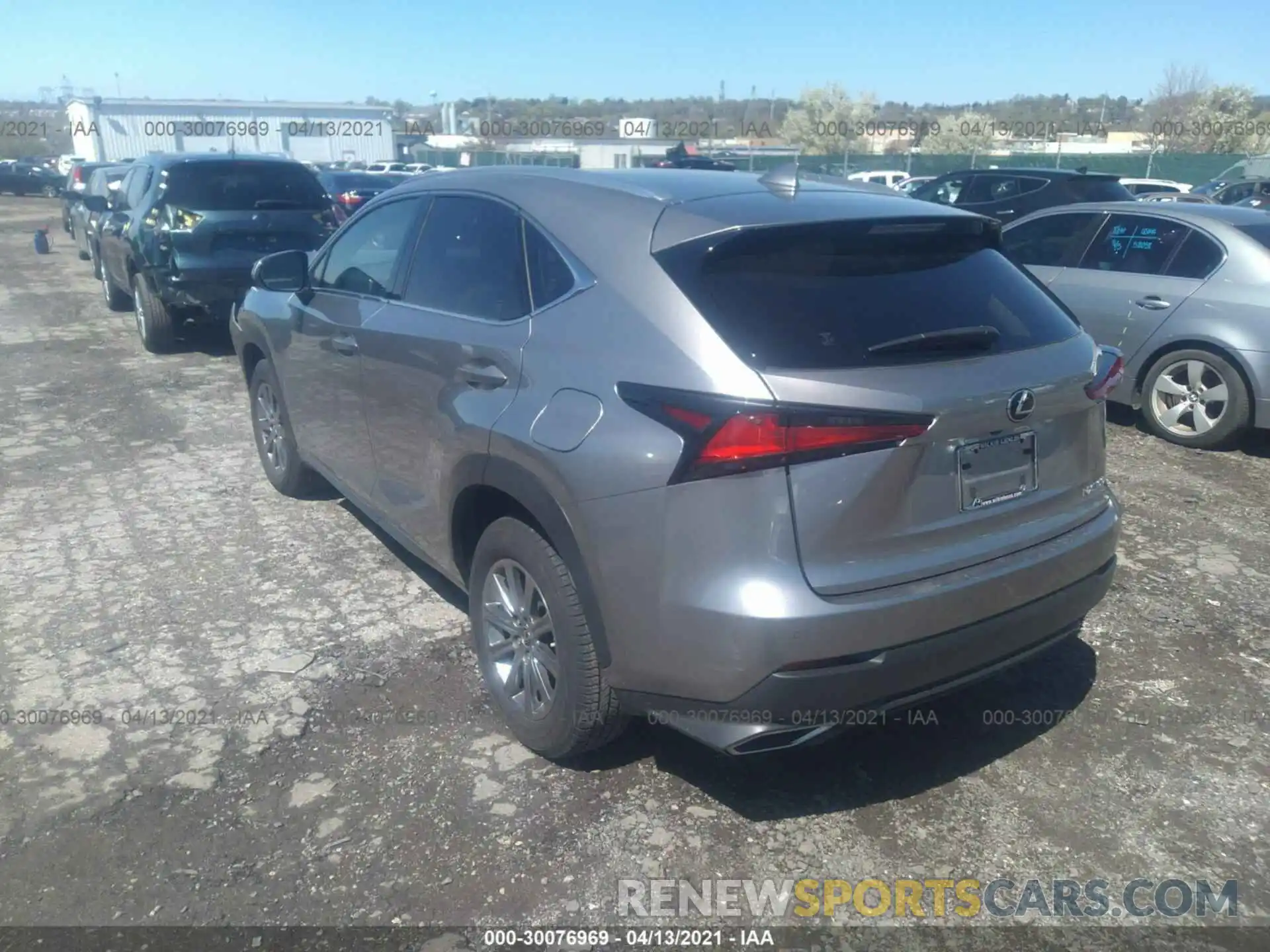 3 Фотография поврежденного автомобиля JTJBARBZXK2212236 LEXUS NX 2019