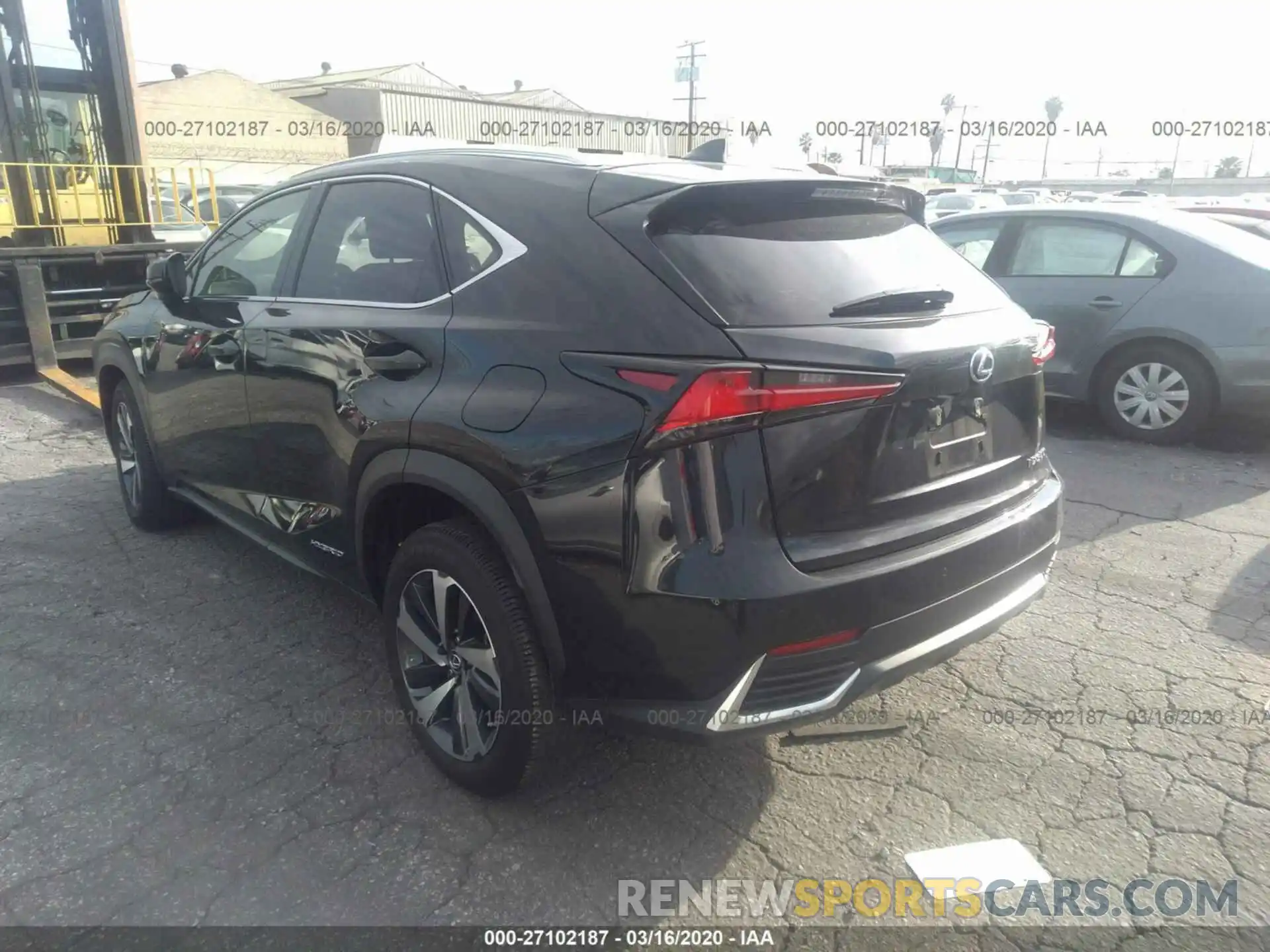 3 Фотография поврежденного автомобиля JTJBJRBZ1K2098160 LEXUS NX 2019