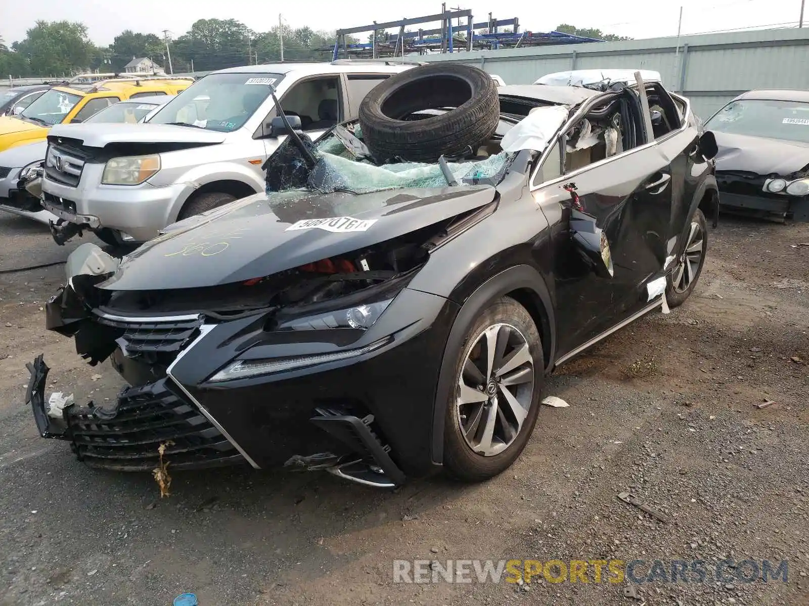 2 Фотография поврежденного автомобиля JTJBJRBZ1K2098711 LEXUS NX 2019