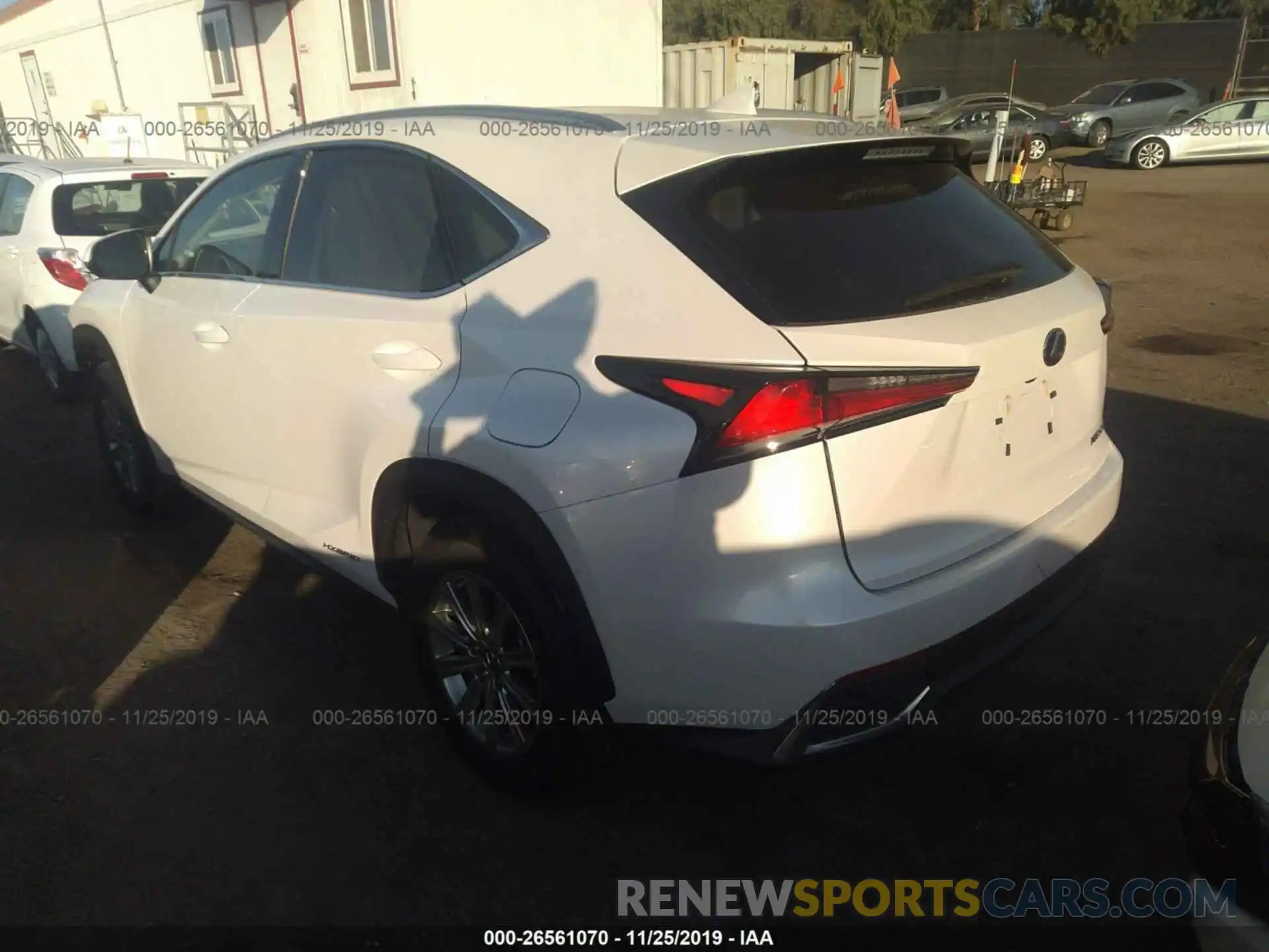 3 Фотография поврежденного автомобиля JTJBJRBZ1K2108105 LEXUS NX 2019