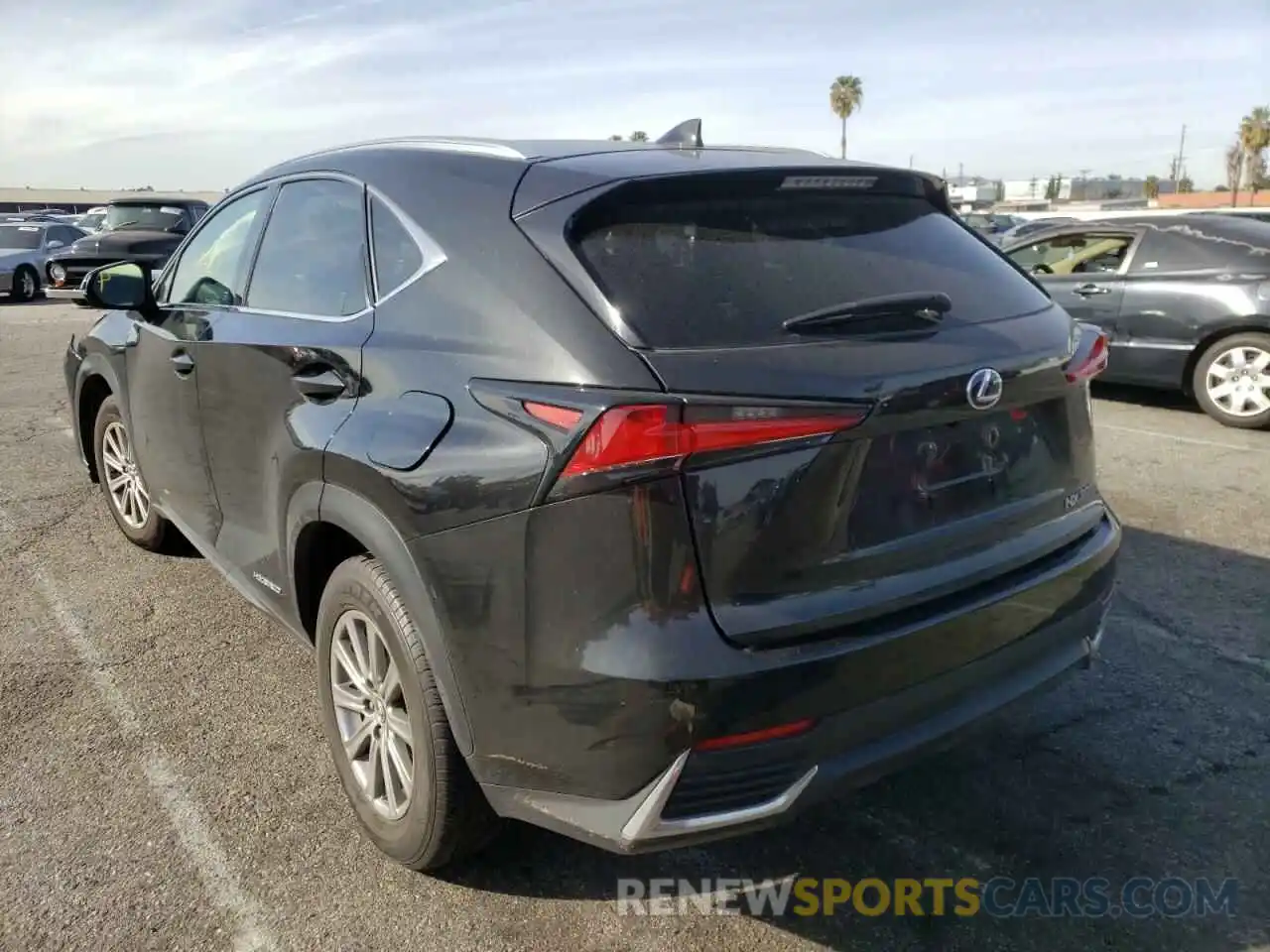 3 Фотография поврежденного автомобиля JTJBJRBZ3K2102466 LEXUS NX 2019